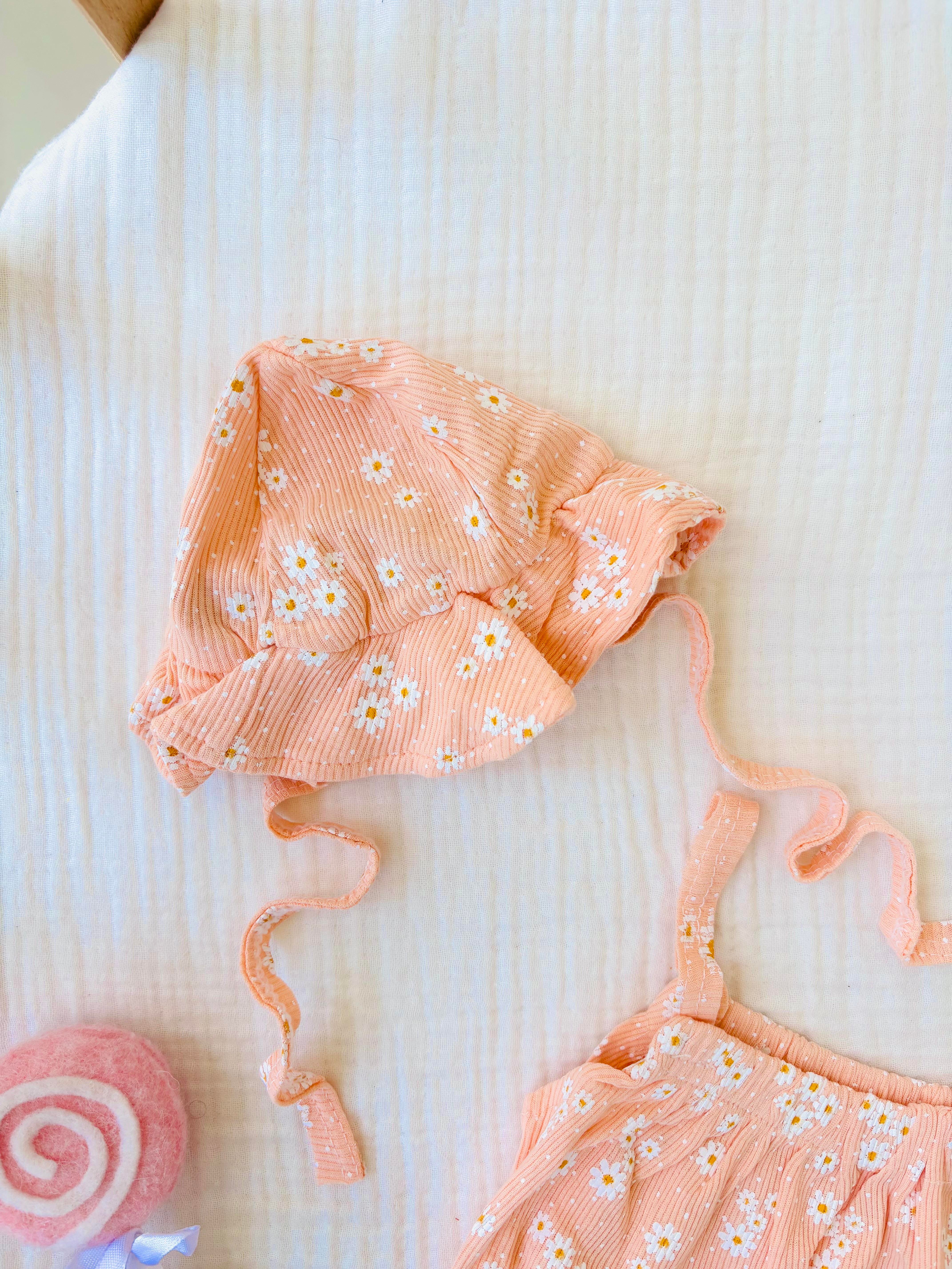 Mini Papatyalı Şapkalı Tulum