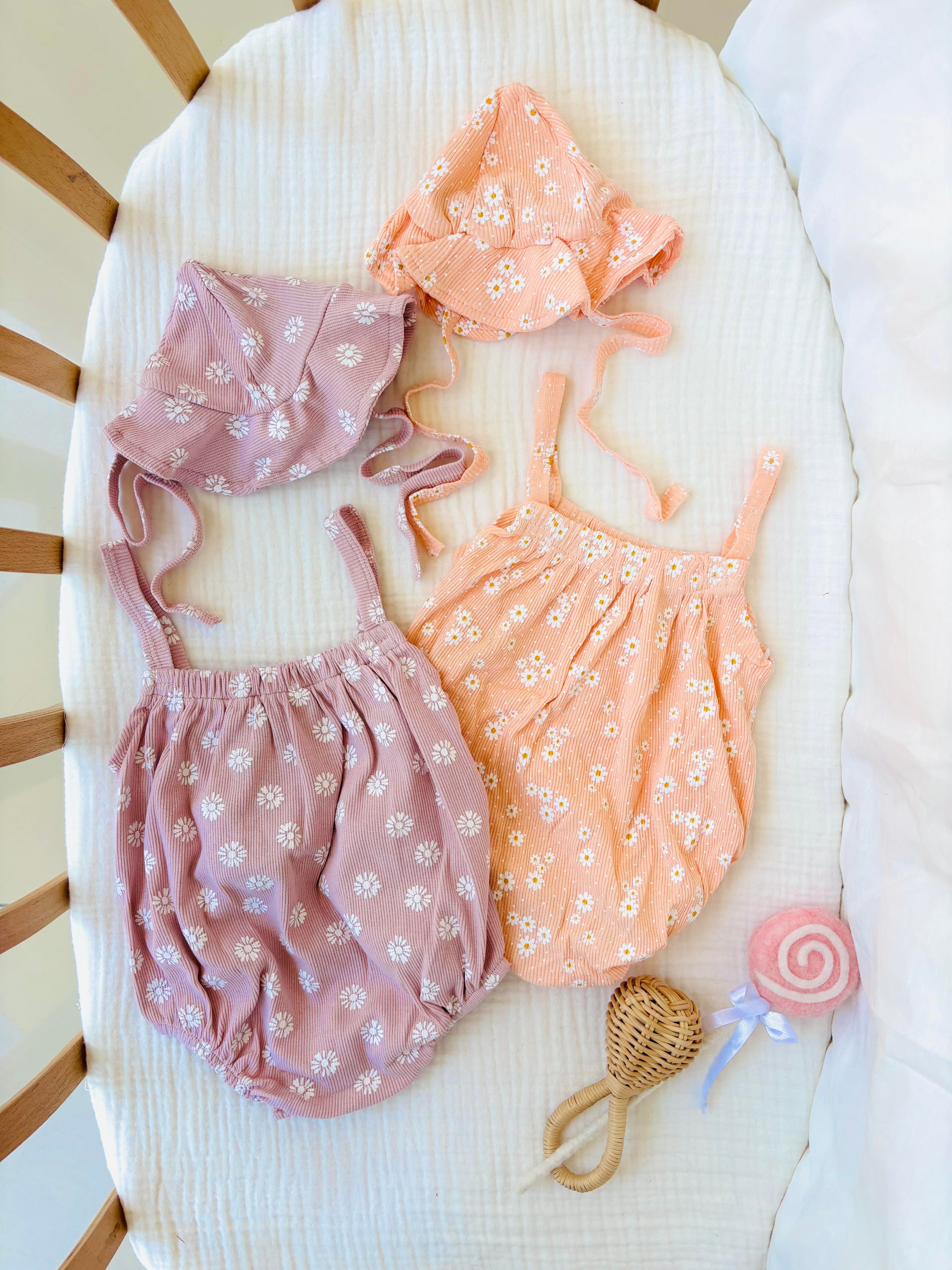 Mini Papatyalı Şapkalı Tulum