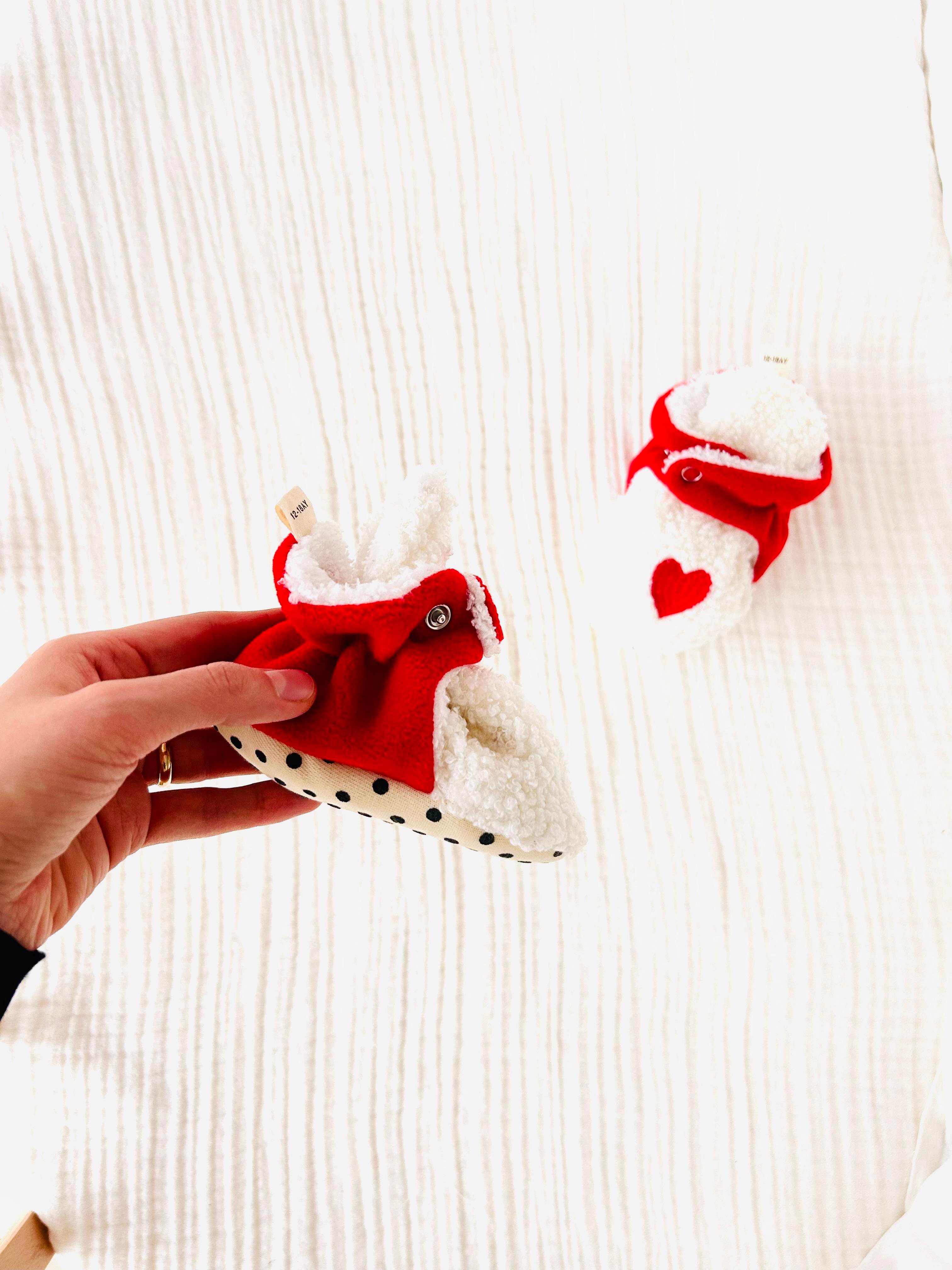 Poppy Nakışlı Patik