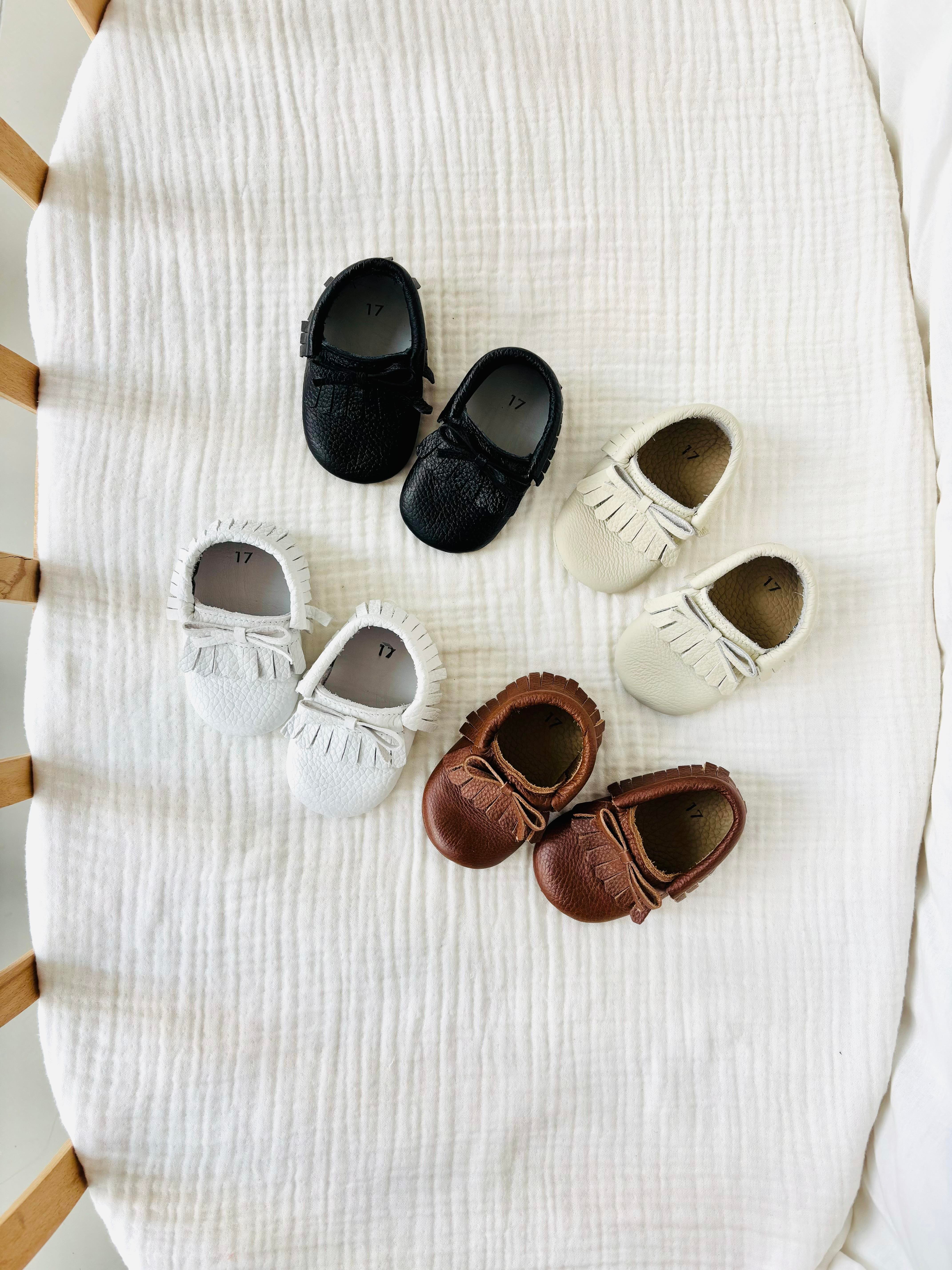 Püsküllü Deri Makosen Ayakkabı - Beyaz