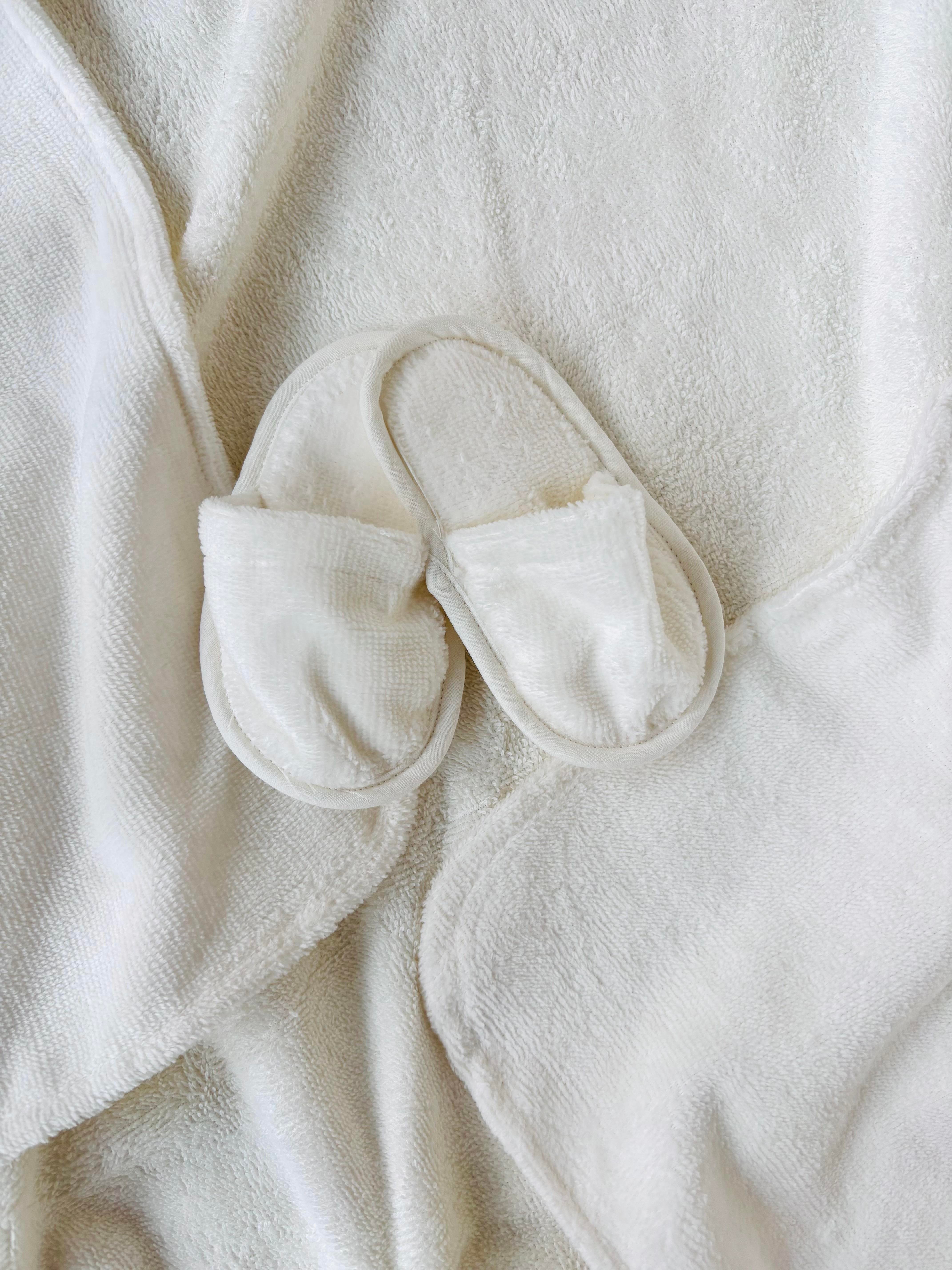 Rabbit Beyaz Bornoz Takım