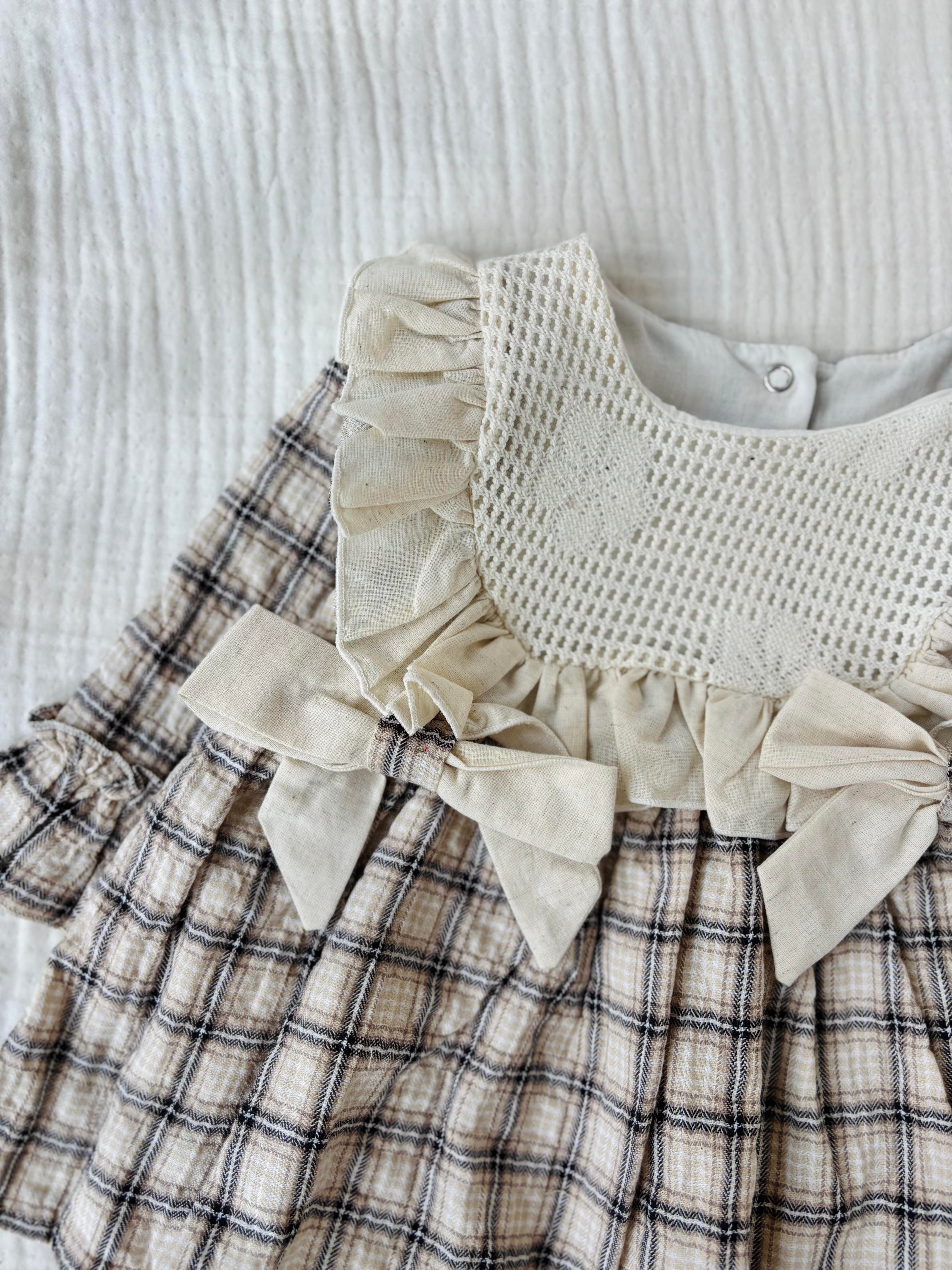 Reina Ekoseli Fiyonklu Elbise