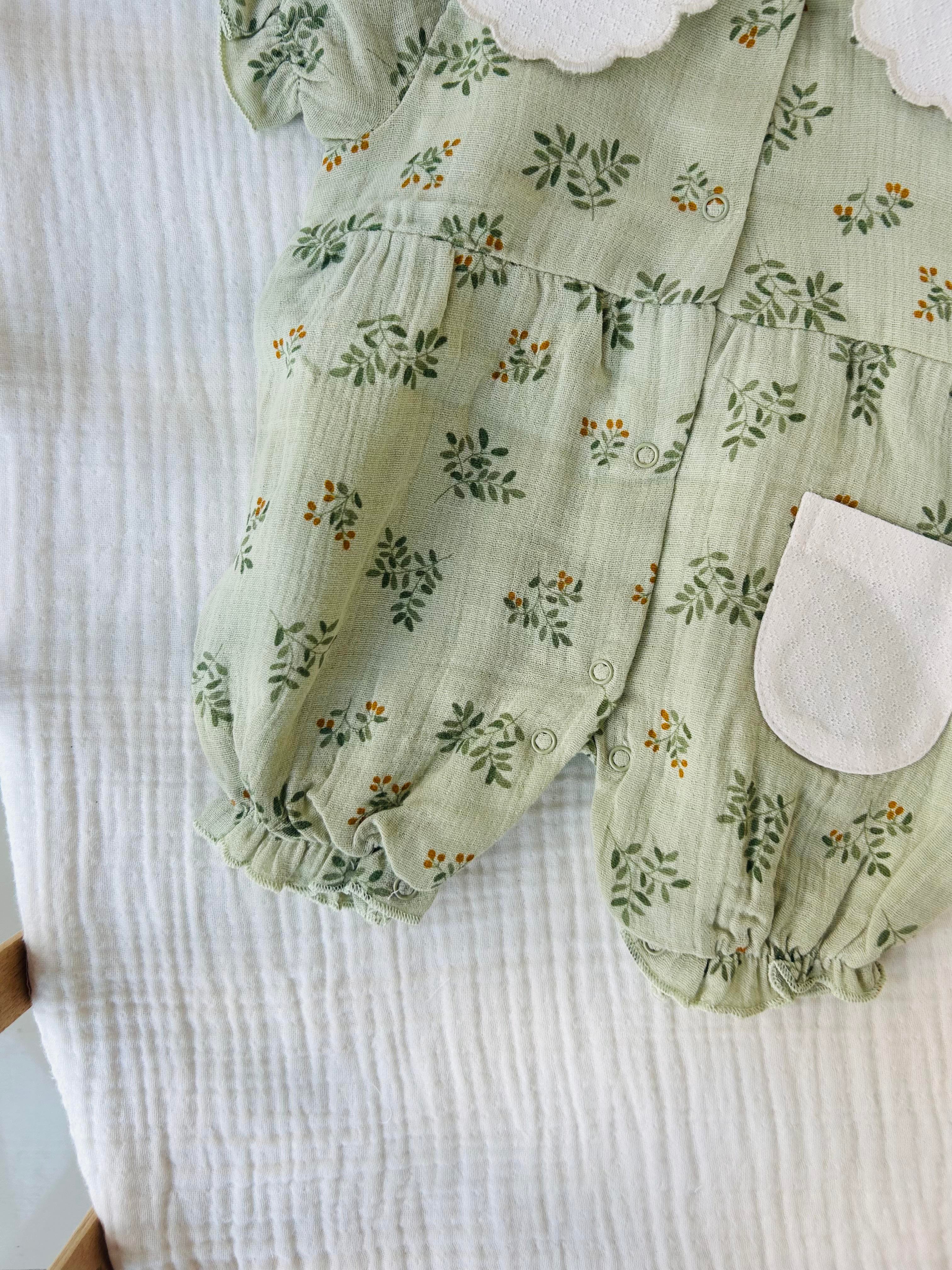 Tara Müslin Yeşil Kız Bebek Tulum