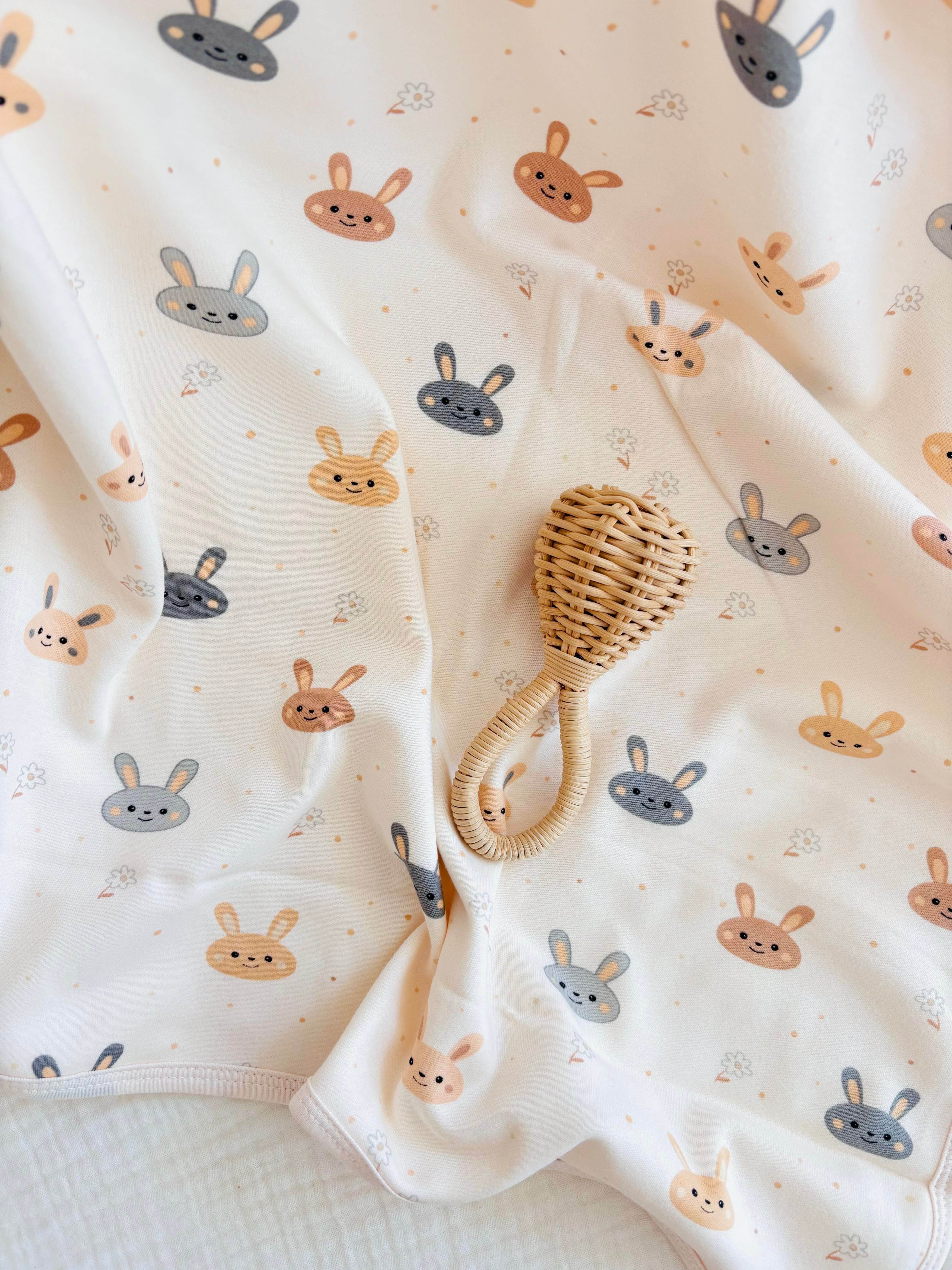 Tavşan Desenli Penye Battaniye