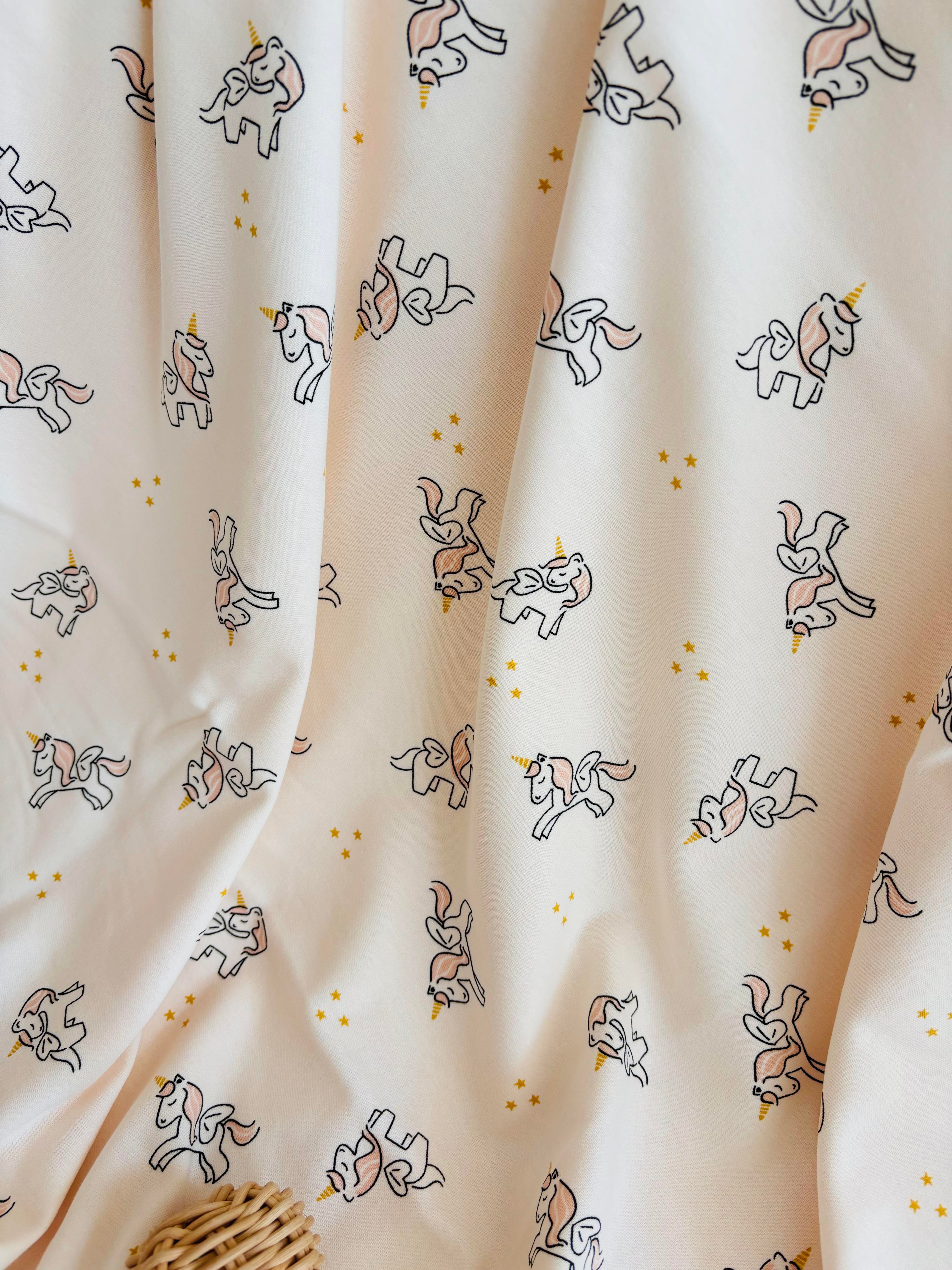 Unicorn Desenli Penye Battaniye