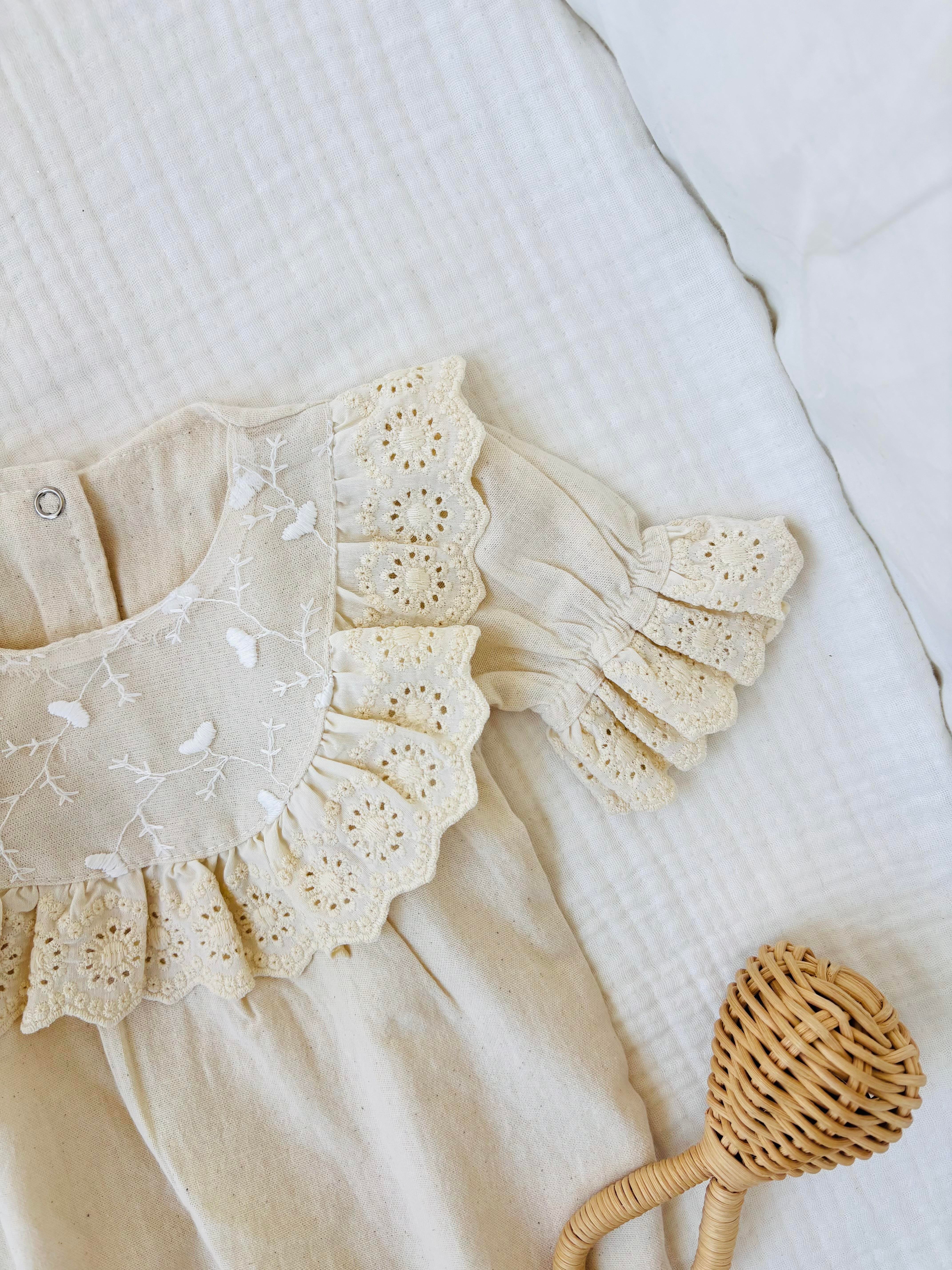 Viola Dantelli Tulum