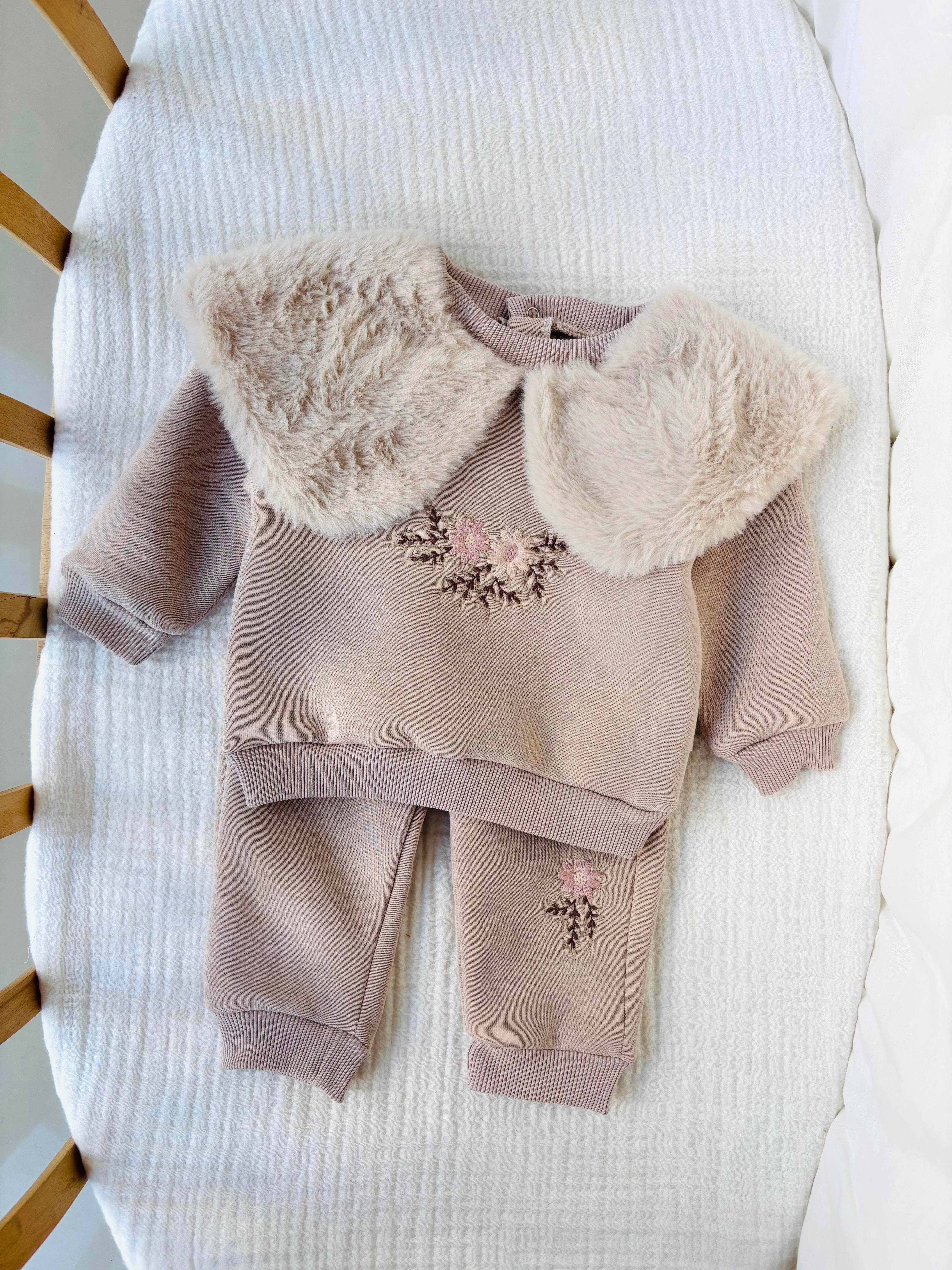 Viola Peluş Yaka Takım - Bej