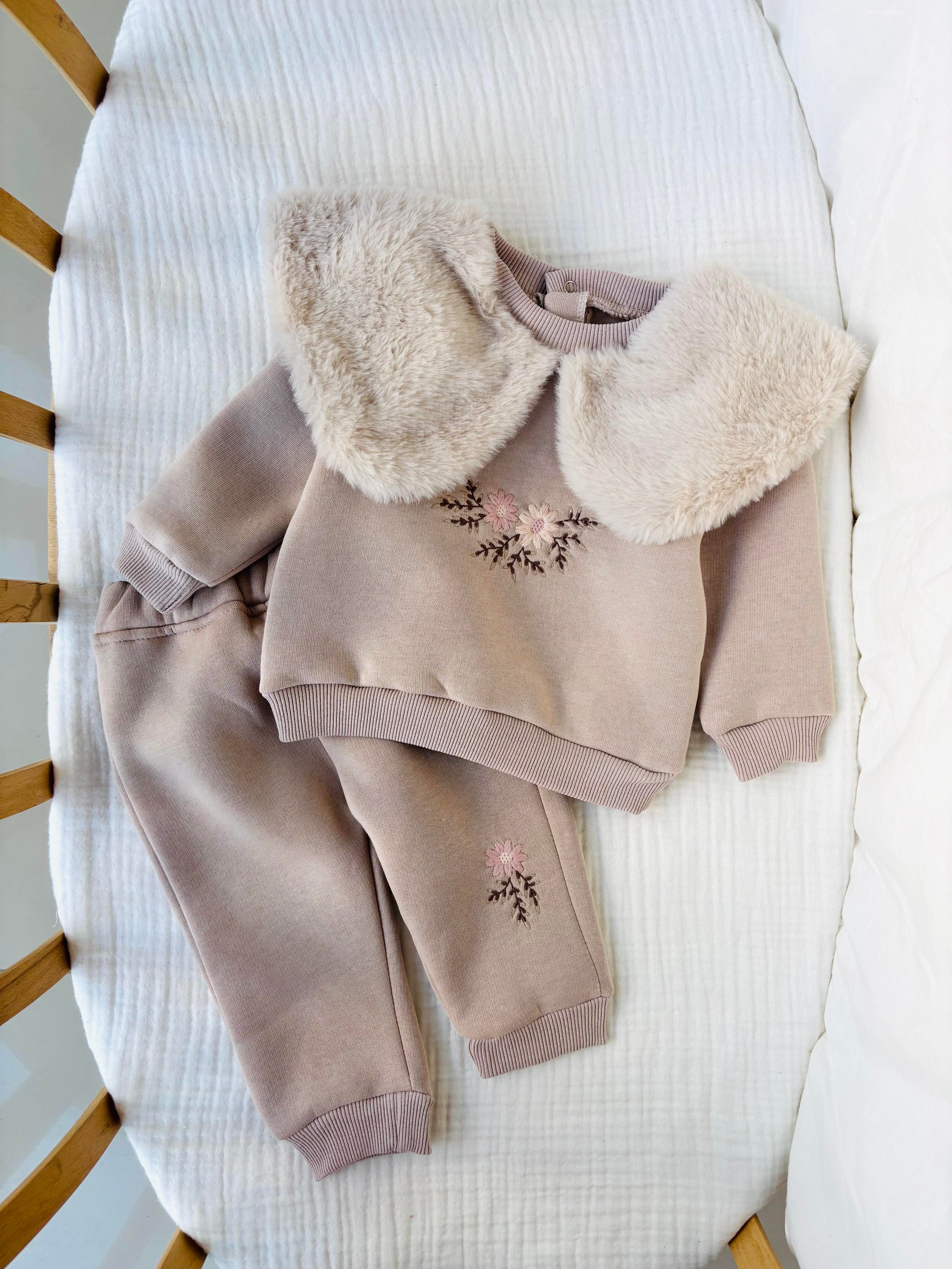 Viola Peluş Yaka Takım - Bej