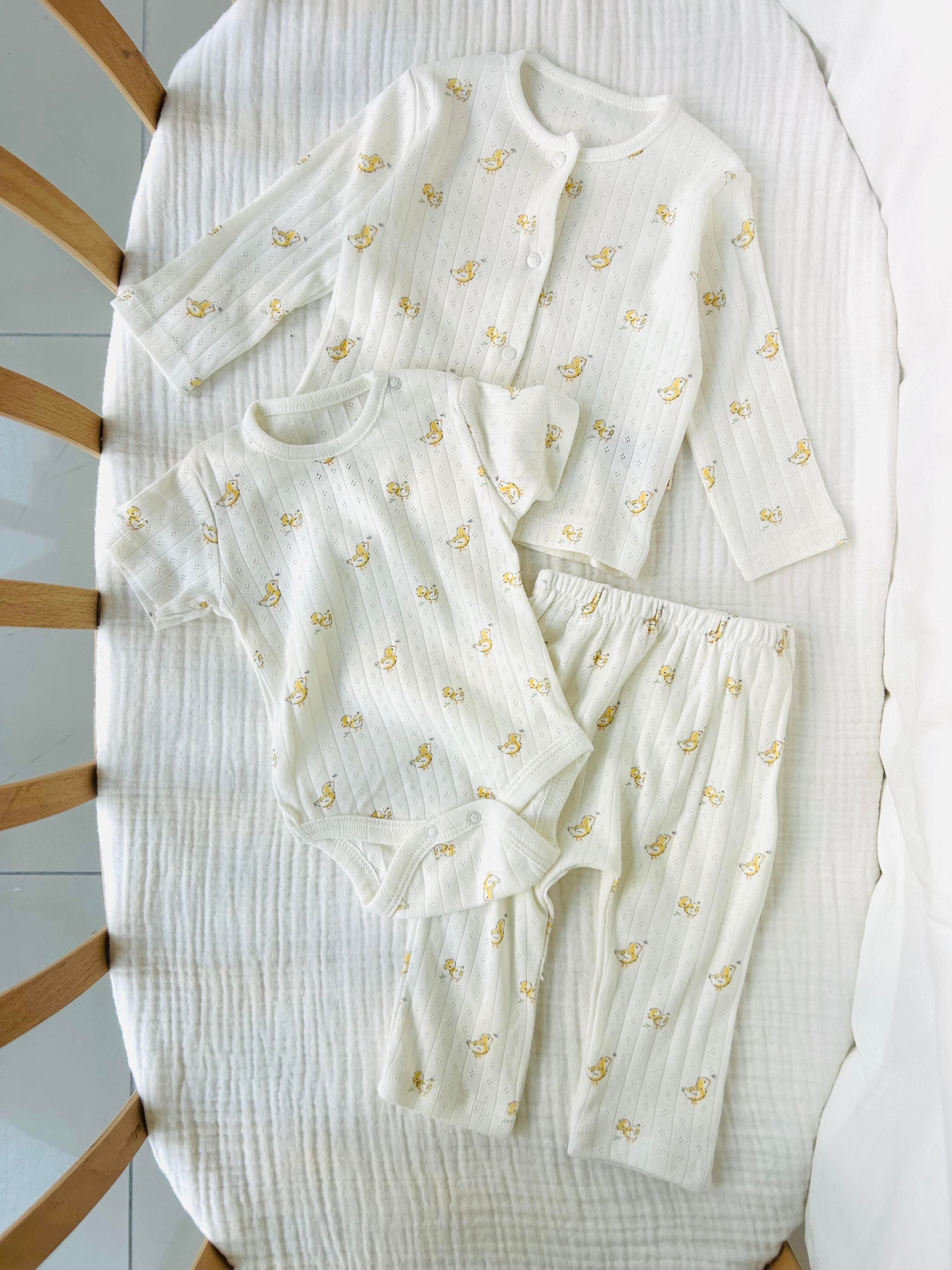 Yumoş Kumaş Hırkalı Takım