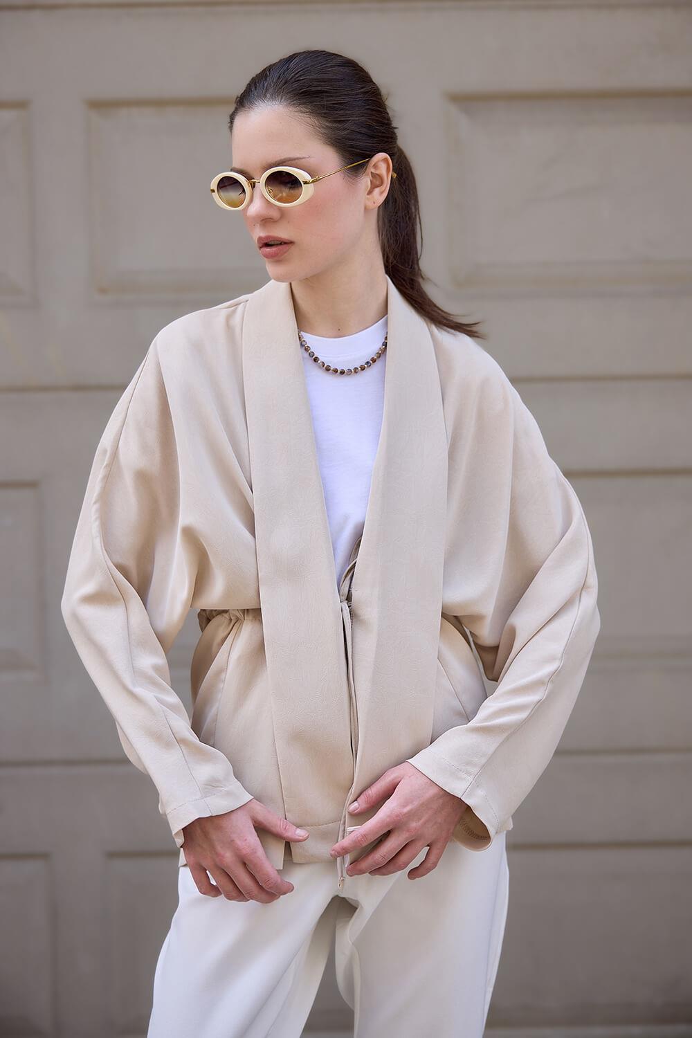 Bej Kraşlı Kimono