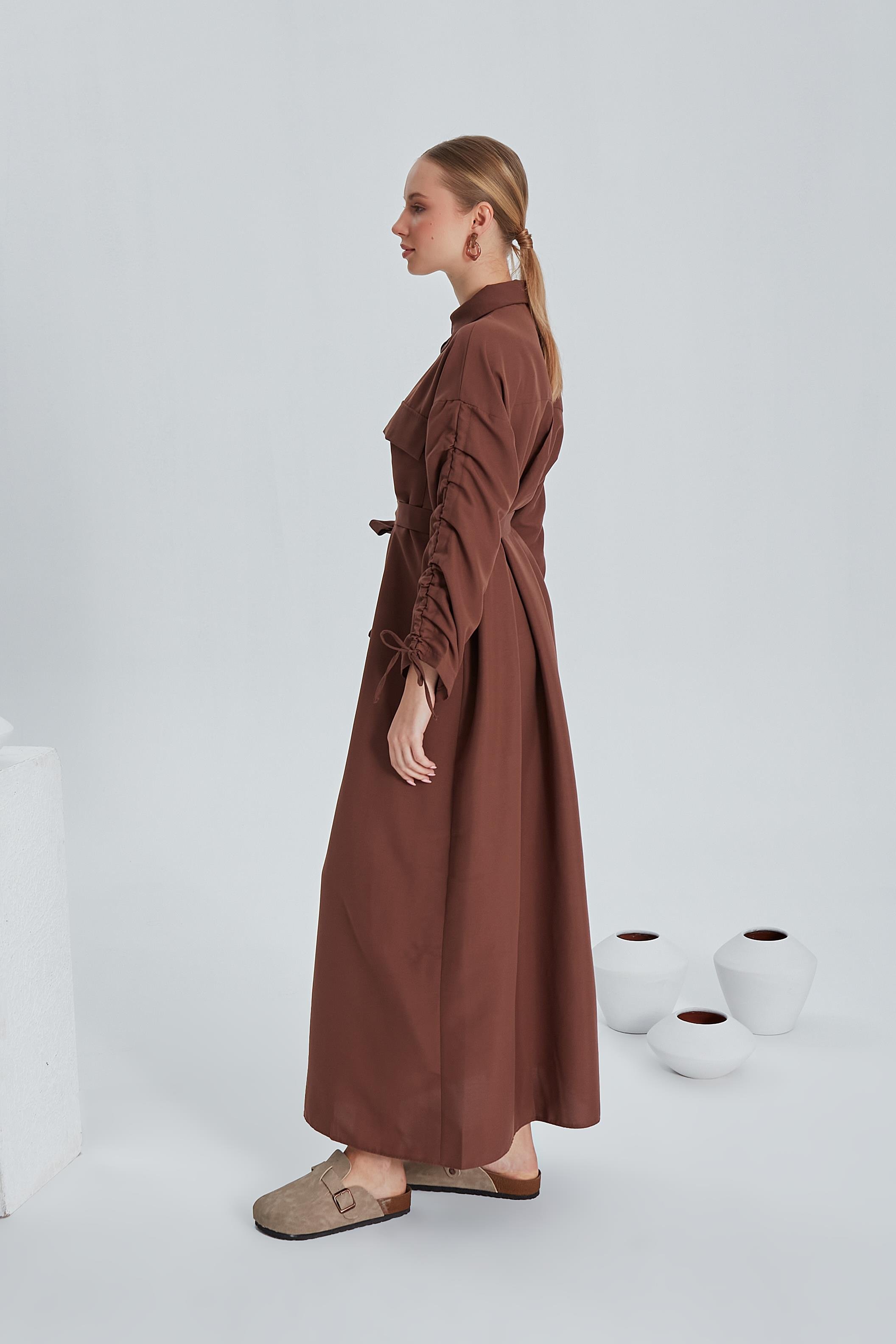 Kahverengi Carla Elbise