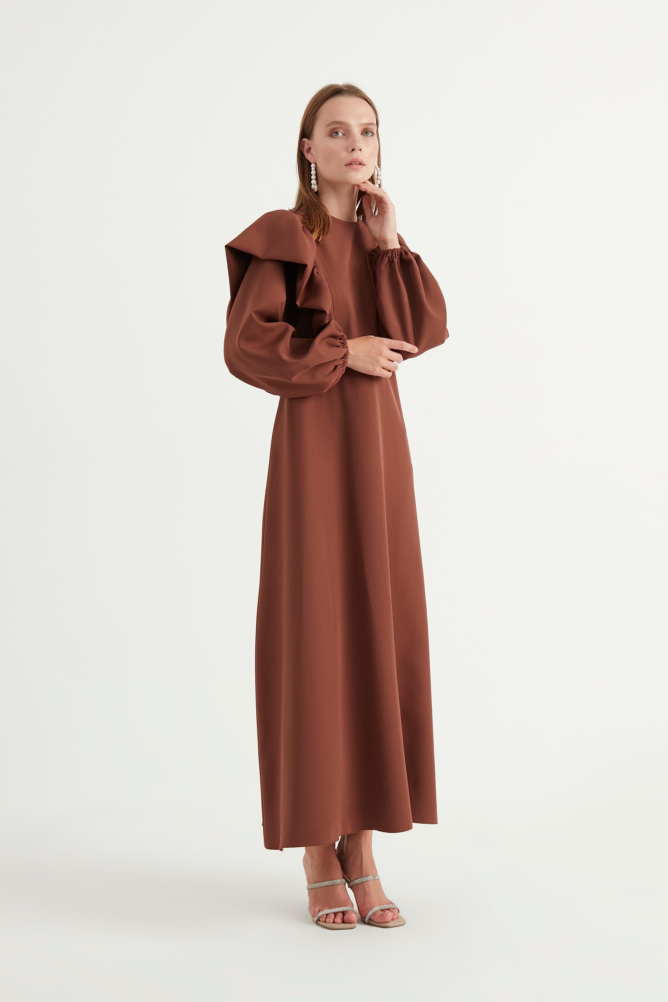 Kahverengi Lady Abiye