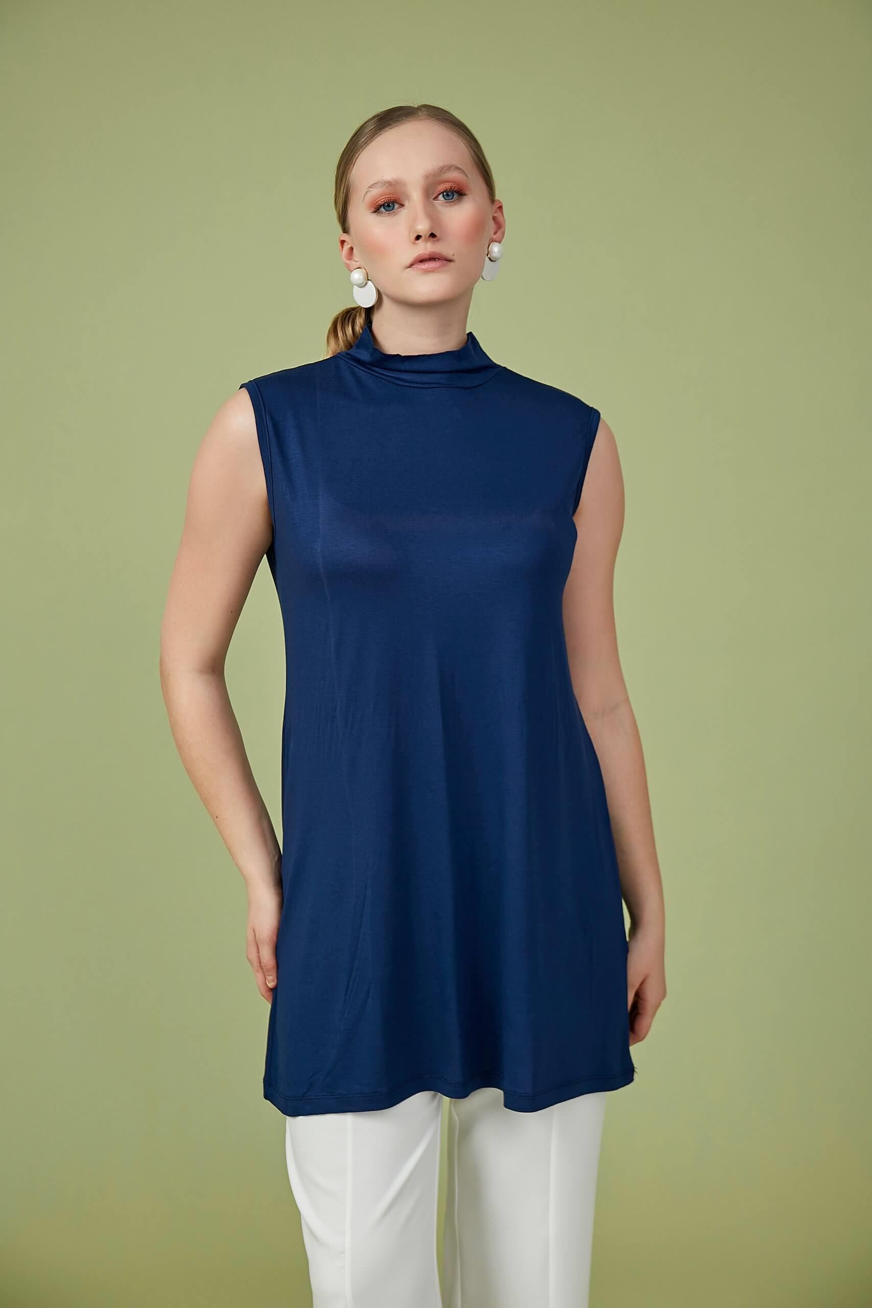Lacivert Sıfır Kol Balıkçı Yaka Body 85cm