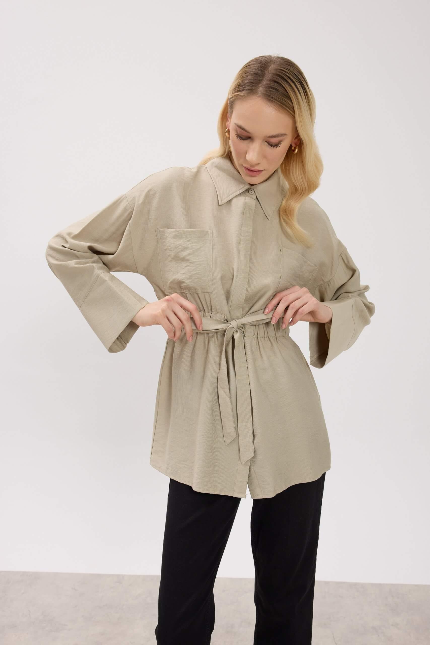 Vizon Yaka Detaylı Paraşüt Sweat