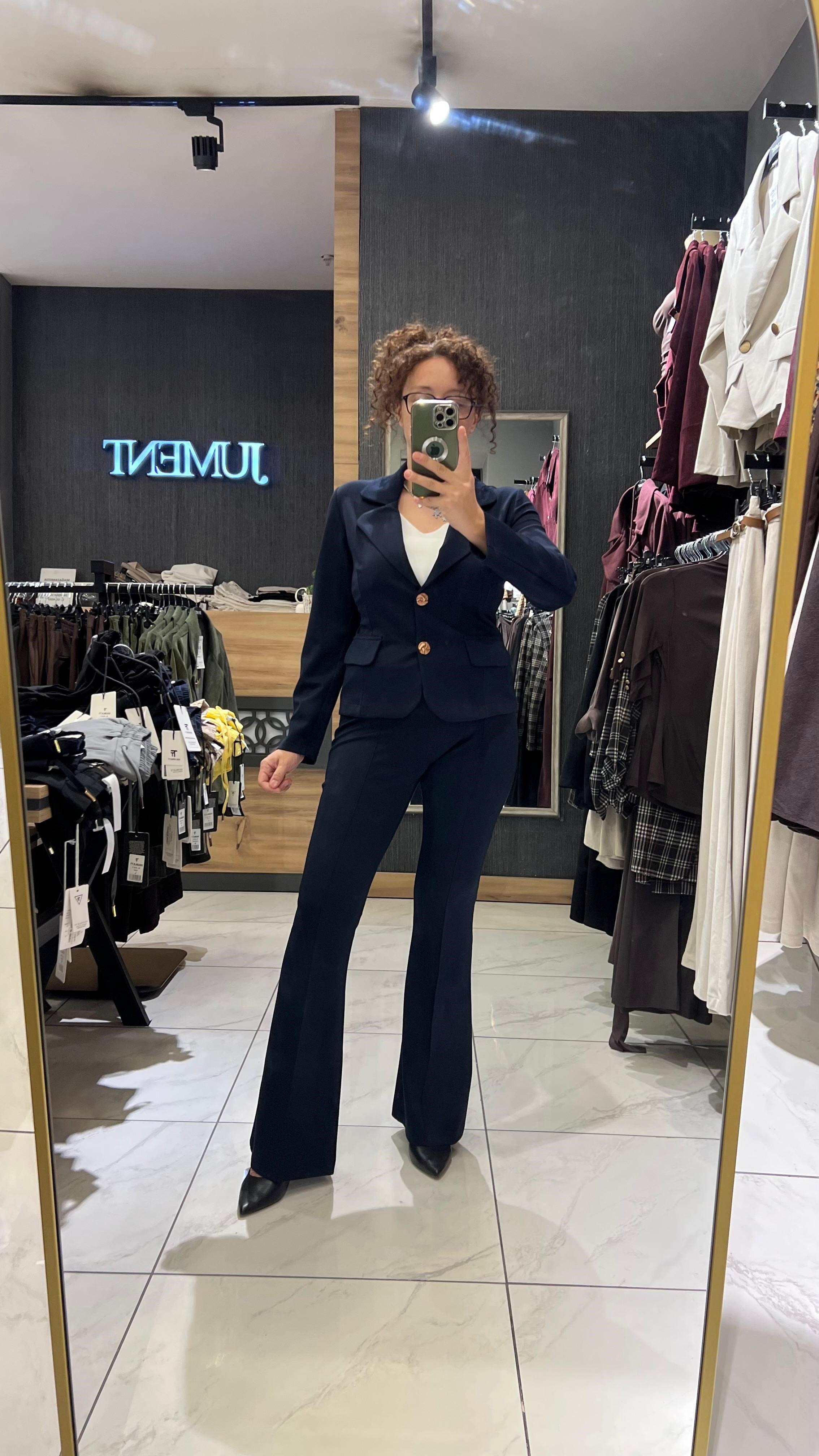 DÜĞMELİ KISA CEKET LACİVERT
