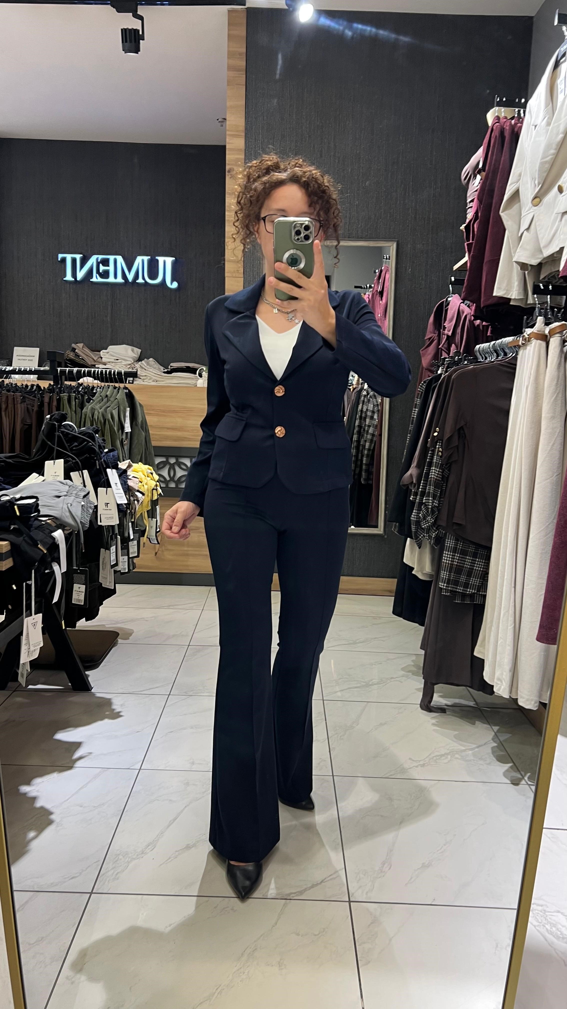 DÜĞMELİ KISA CEKET LACİVERT