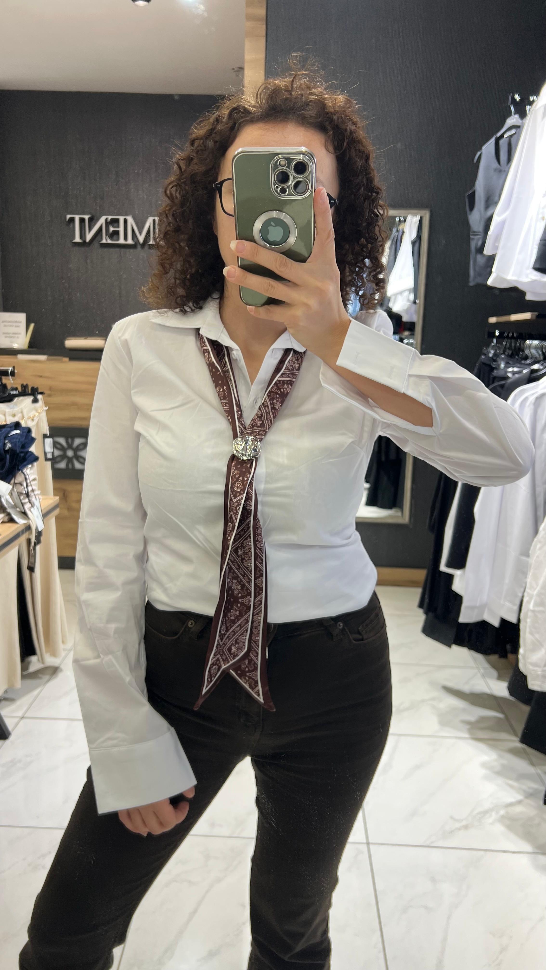 FULARLI GÖMLEK BEYAZ