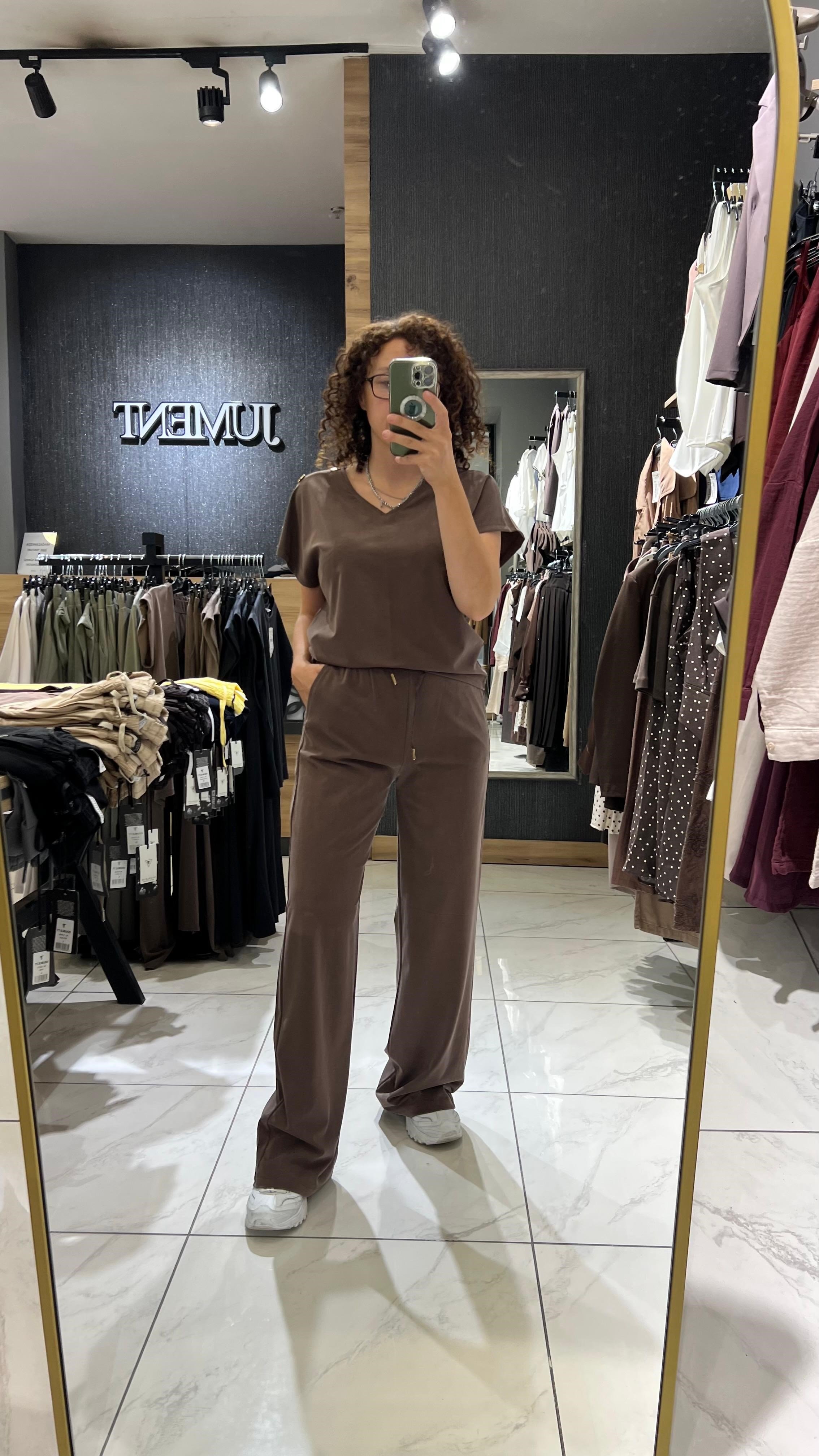 MODAL DÜĞMELİ TAKIM KAHVE 