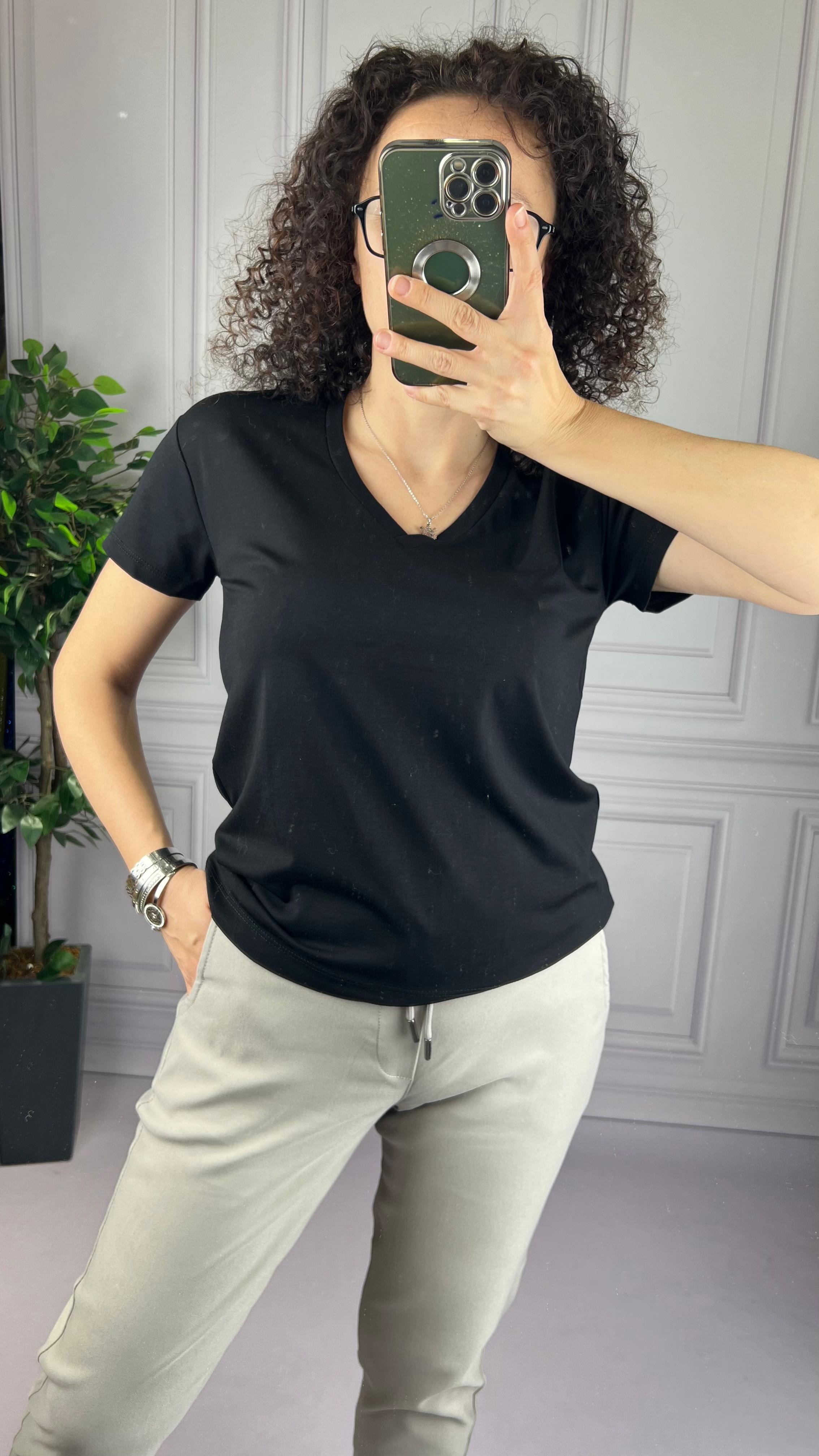 V YAKA TSHIRT SİYAH