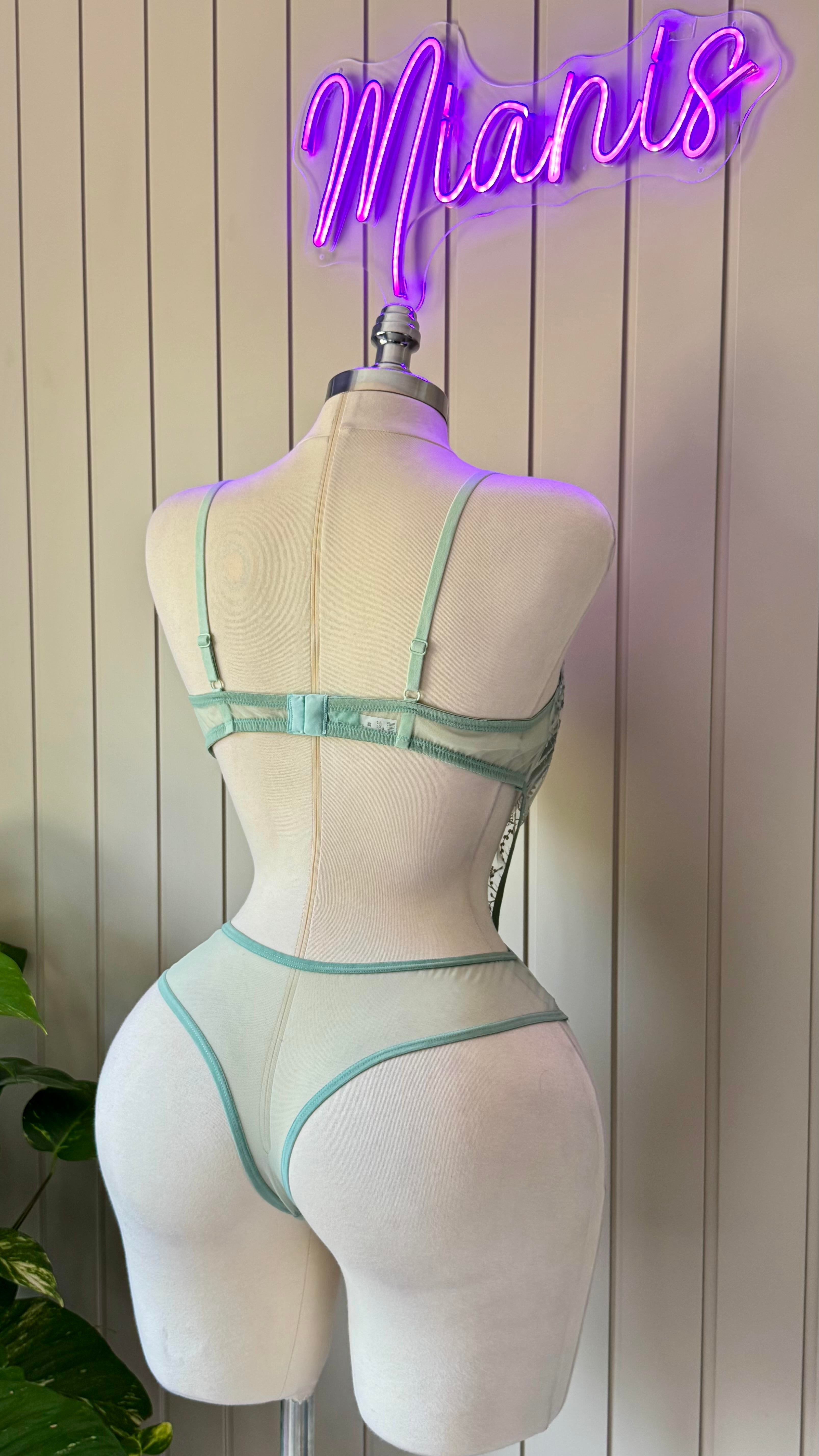 Mint Yeşili Tül Desenli Bodysuit