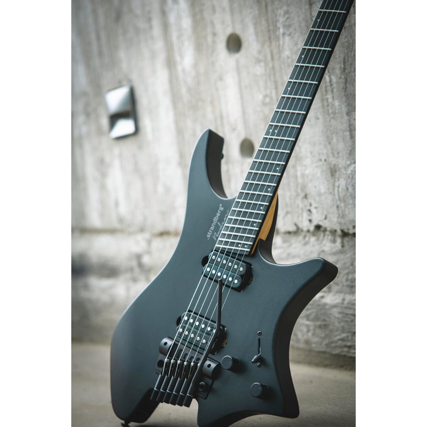 STRANDBERG BODEN METAL NX 6 TREMOLO BLACK GRANITE
