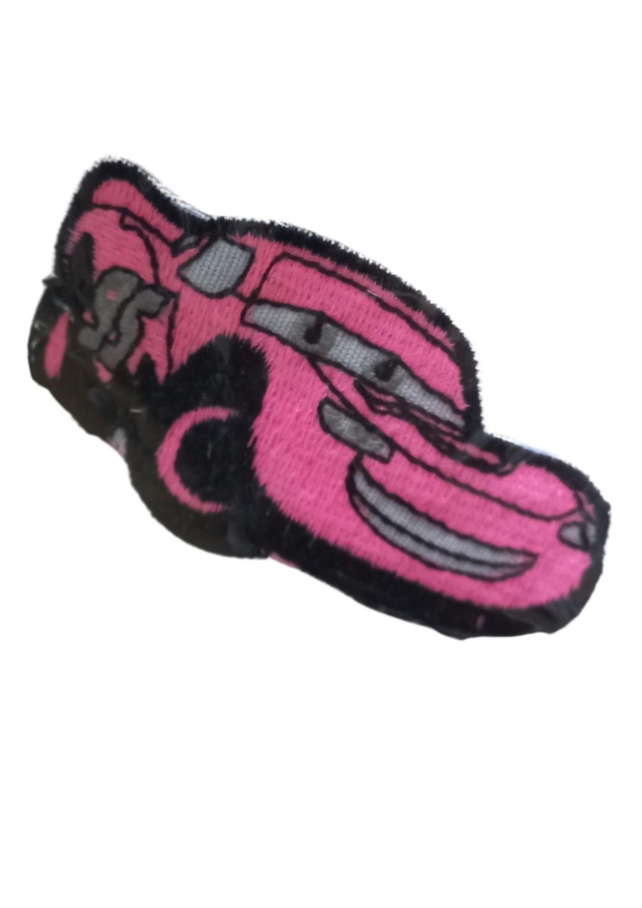 Aplike Ütü İle Yapışan Araba Pembe 95 Yazılı Arma 3x3 cm