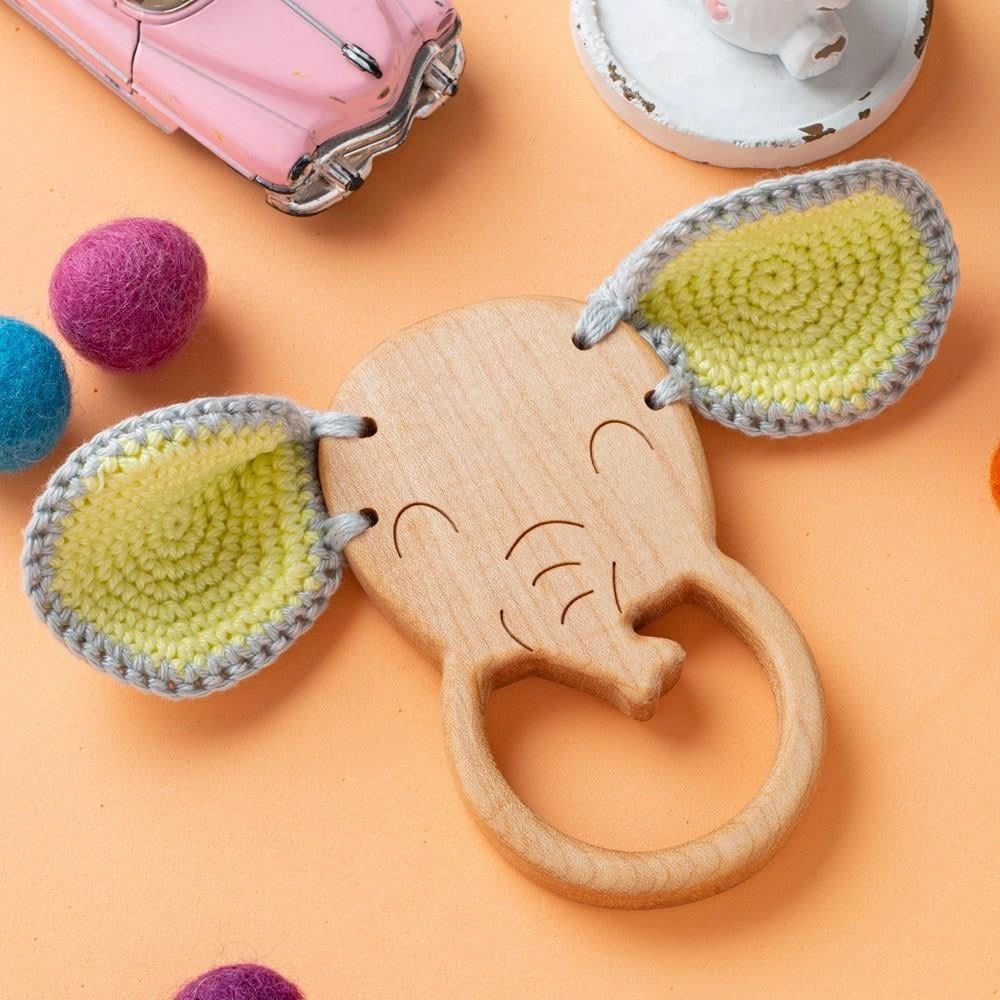 Hobi Baby Araba Figürlü Organik Ahşap Diş Kaşıyıcı