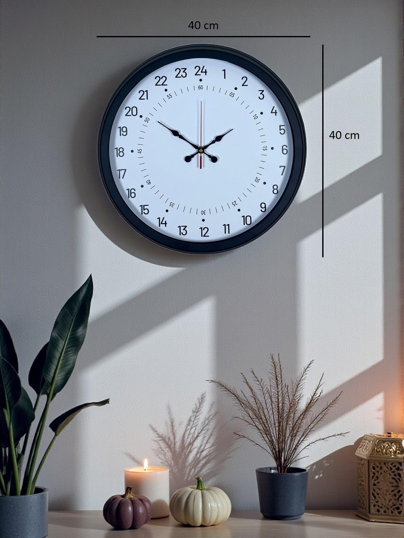 Siyah 40 Cm Metal 24 Saat Göstergeli Özel Tasarım Duvar Saati