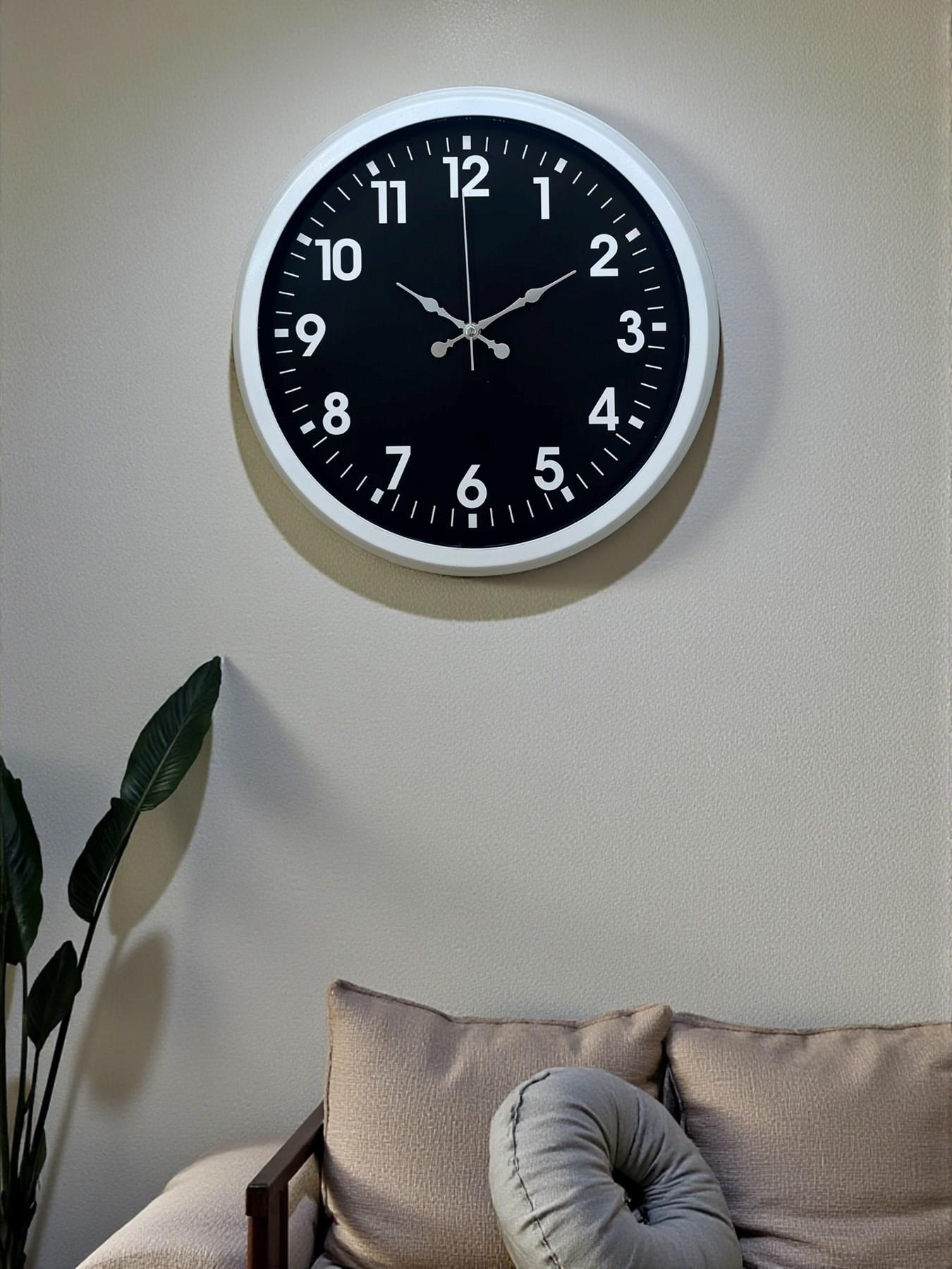 White Pure Contrast 40 Cm Metal Duvar Saati