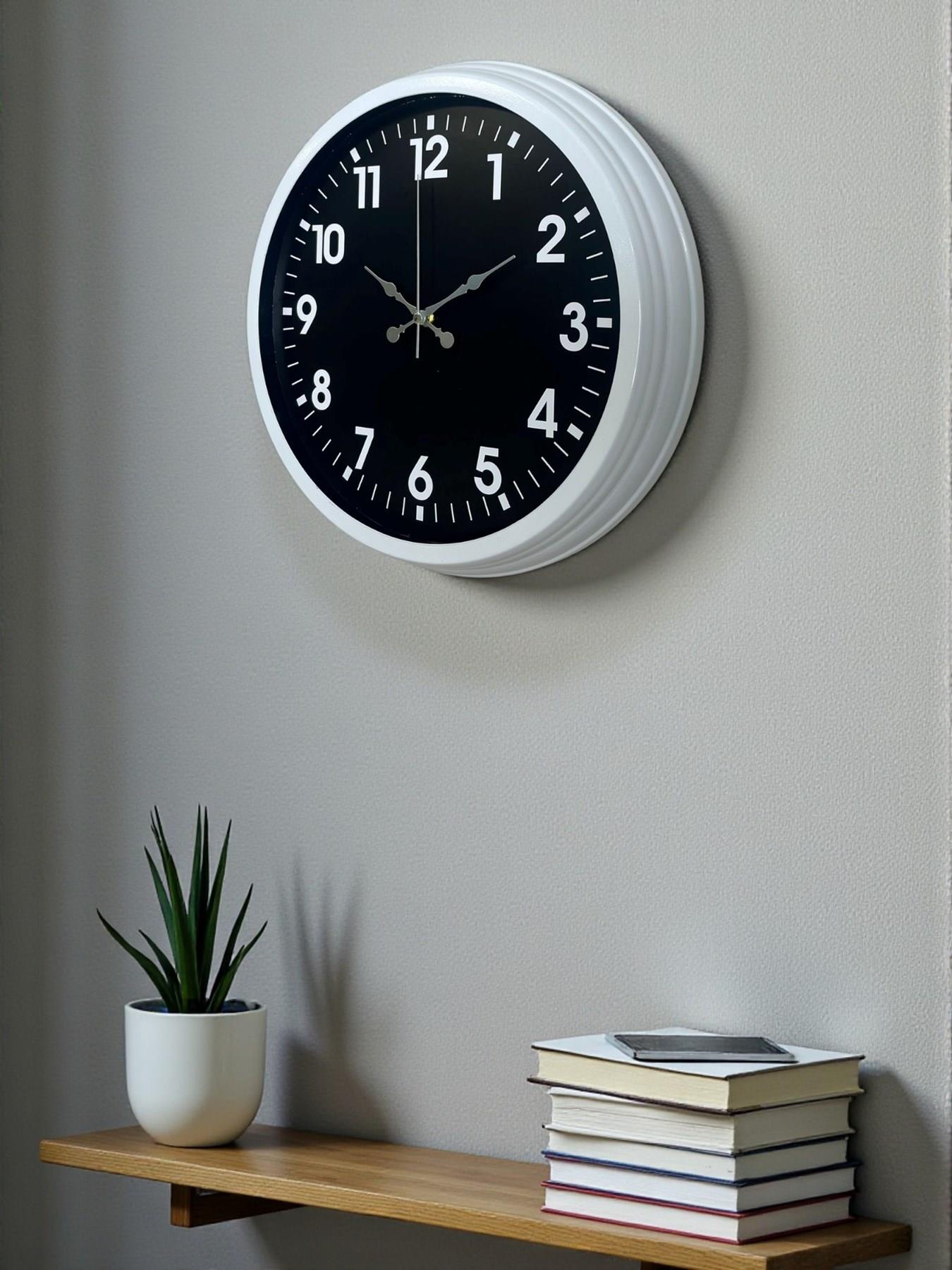 White Pure Contrast 40 Cm Metal Duvar Saati