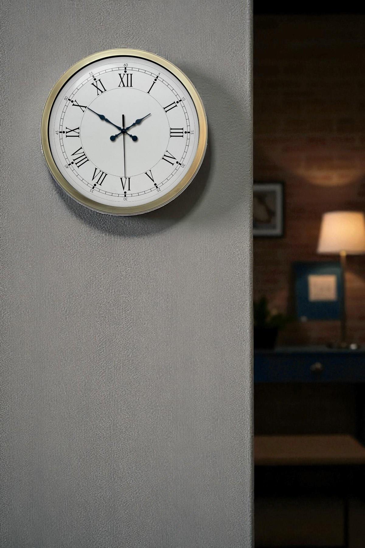 Zentime Retro Modern Roma Rakamlı 40 Cm Metal Duvar Saati