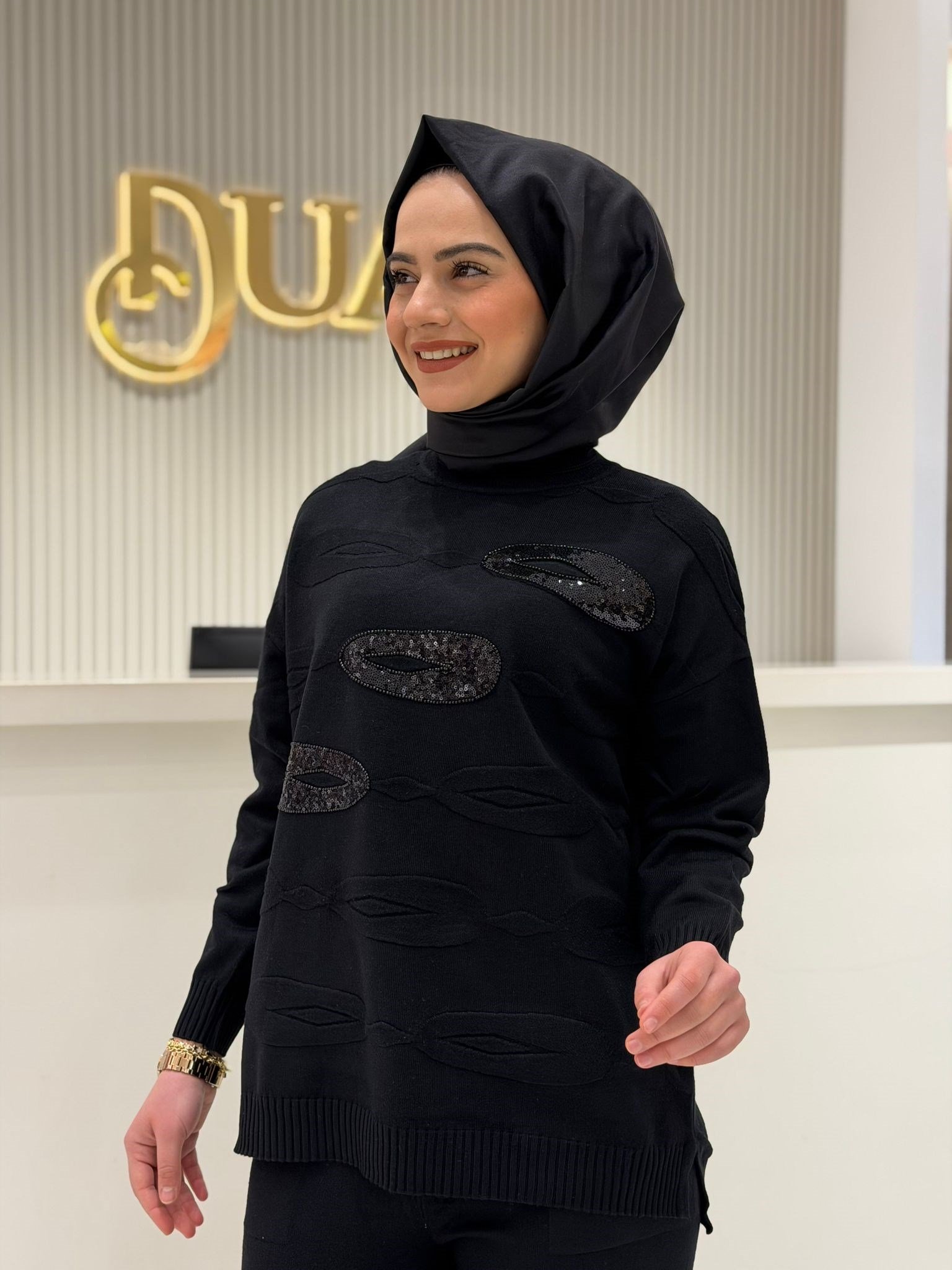 Tkm.21750.1 Önü Payet Detaylı Pantolonlu Triko Takım