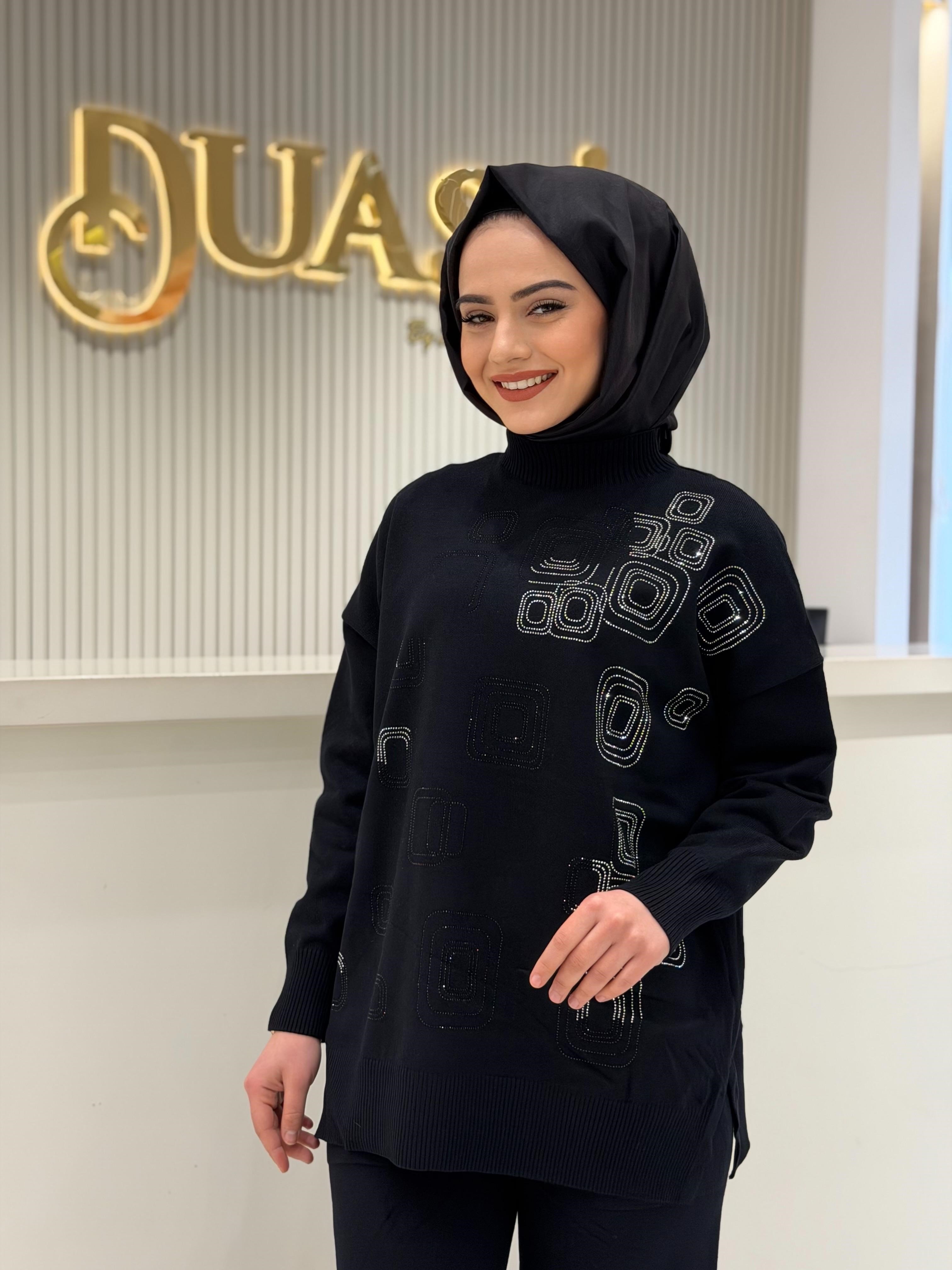 Tkm.21754.1 Önü Geometrik Payetli Pantolonlu Triko Takım