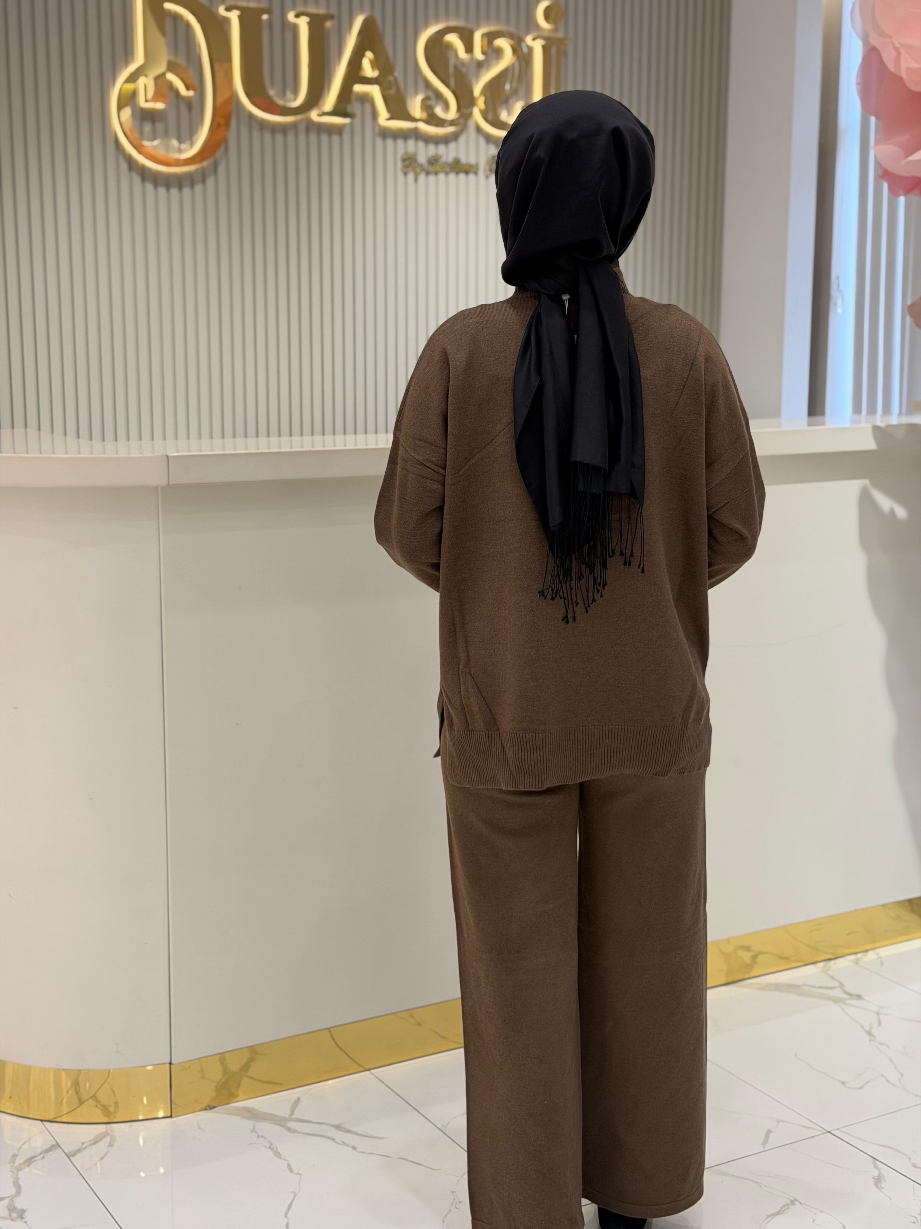 Tkm.21754.1 Önü Geometrik Payetli Pantolonlu Triko Takım
