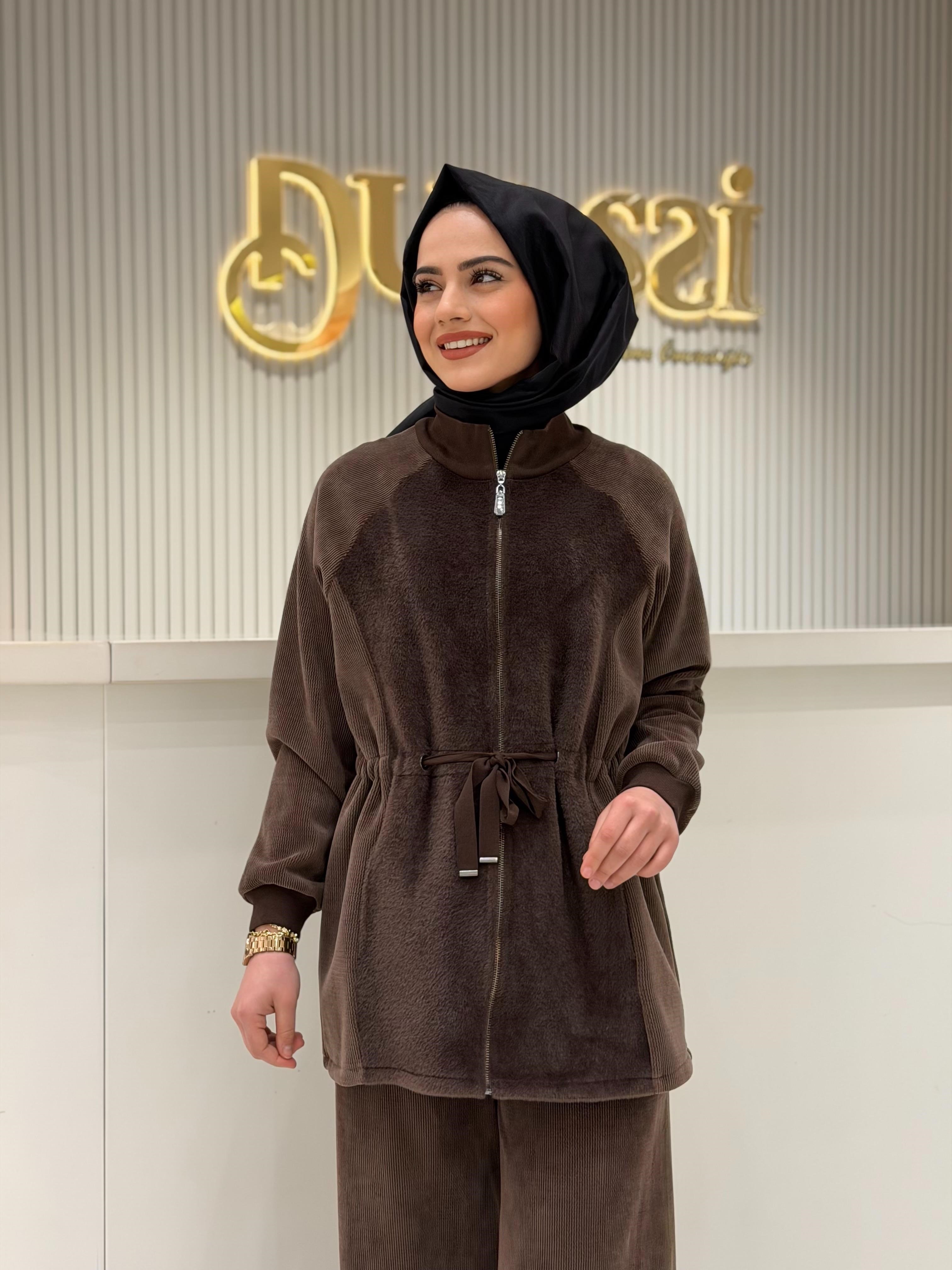 Tkm.5032.01 Kürk Detaylı Kadife Dokulu Pantolonlu Takım