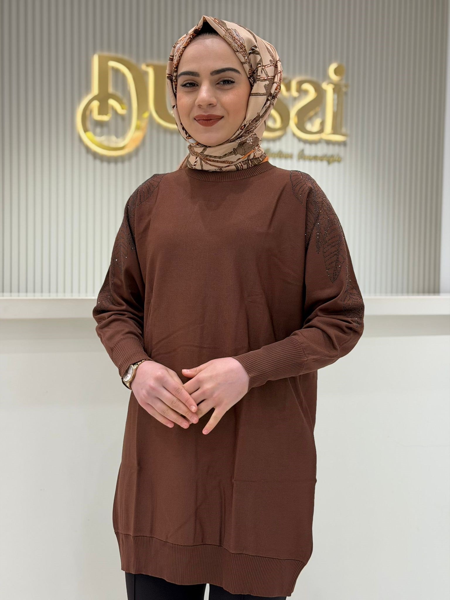 Tnk.21721.1 Omzu Yaprak Taş Baskılı Rayon Tunik