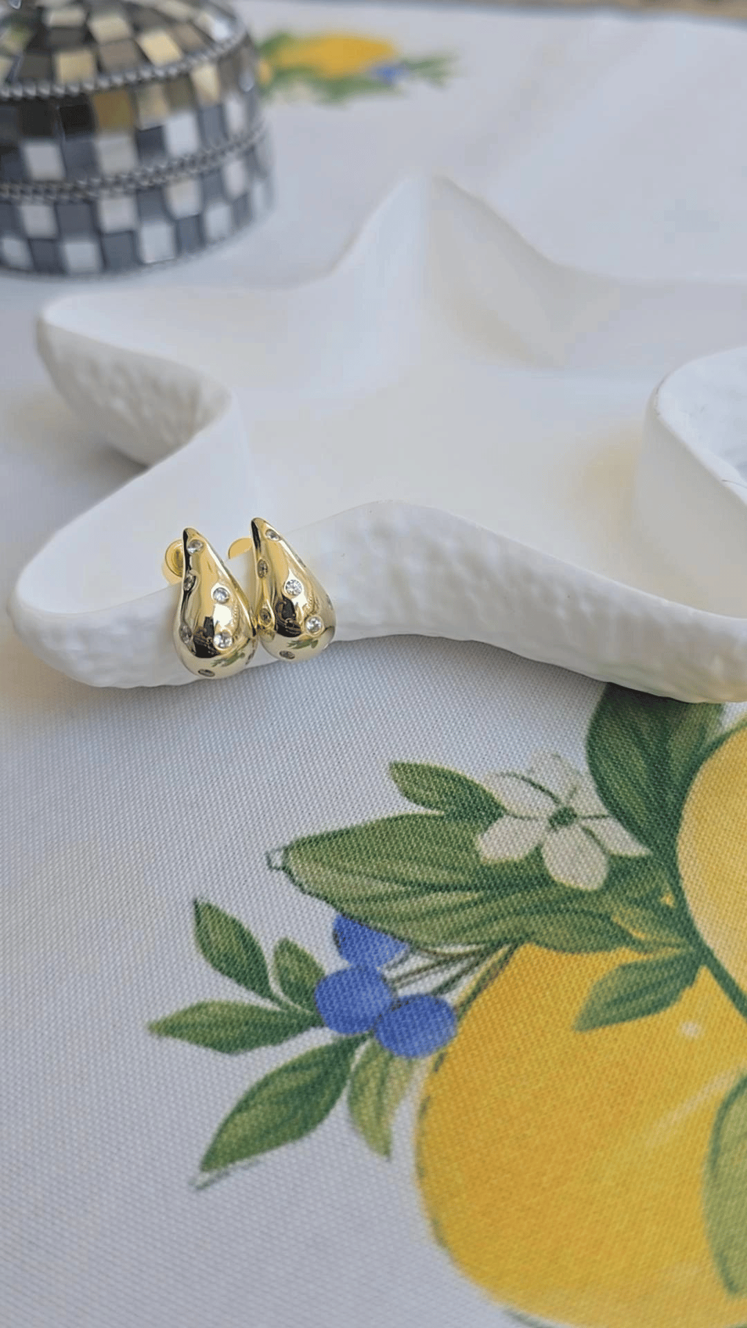 Gold Taşlı Damla Küpe