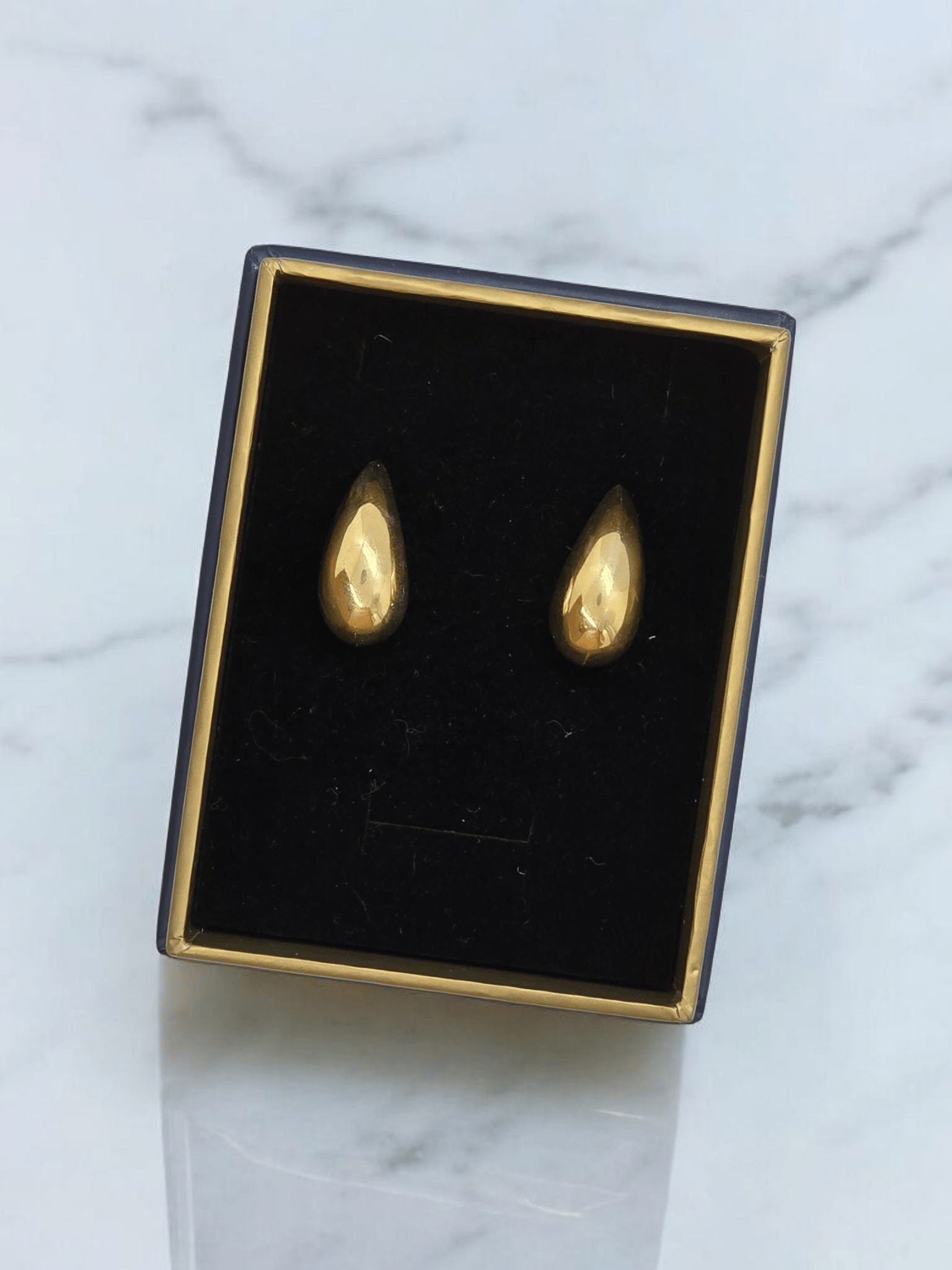 Orta Boy Gold Damla Küpe
