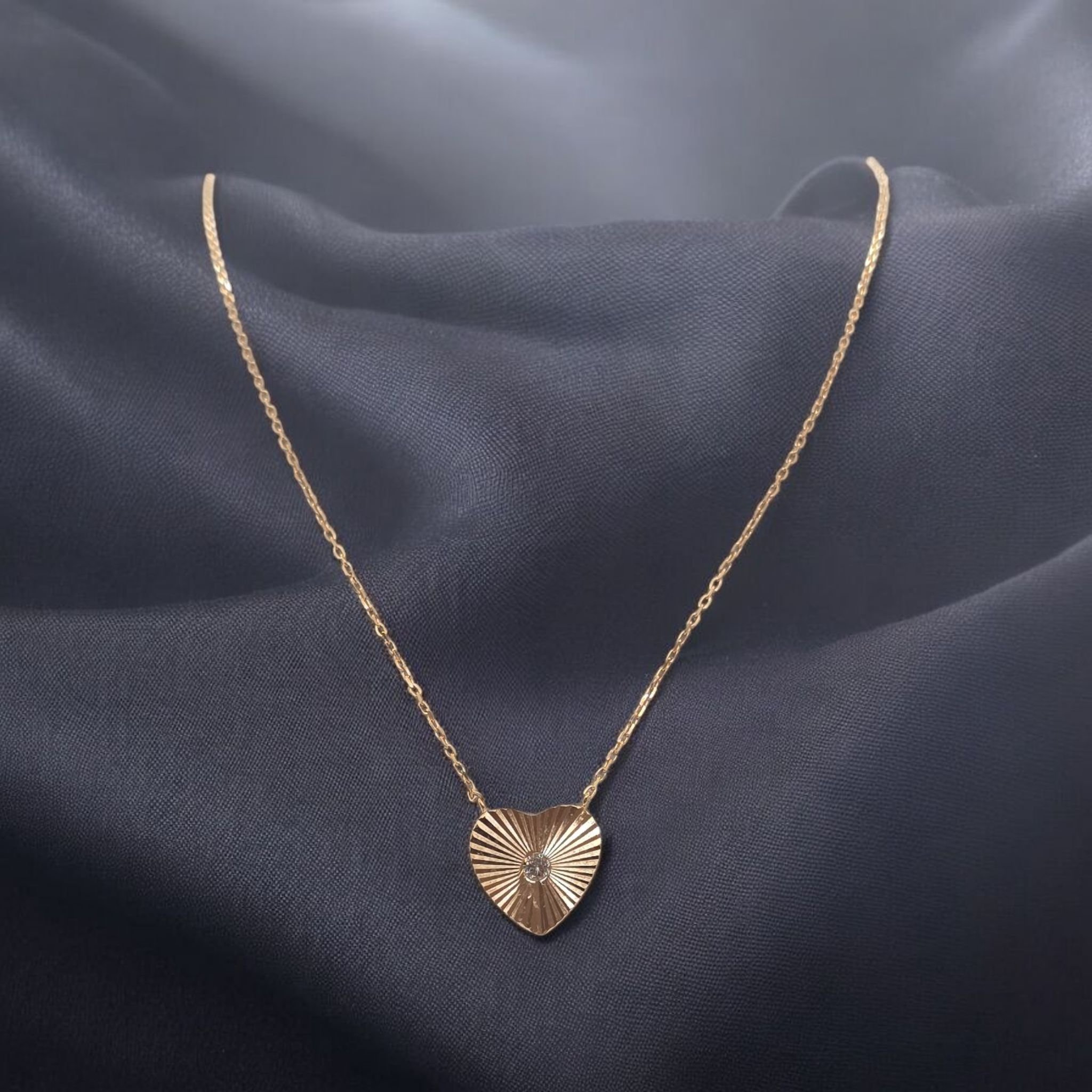 Rose Tektaş Kalp Kolye