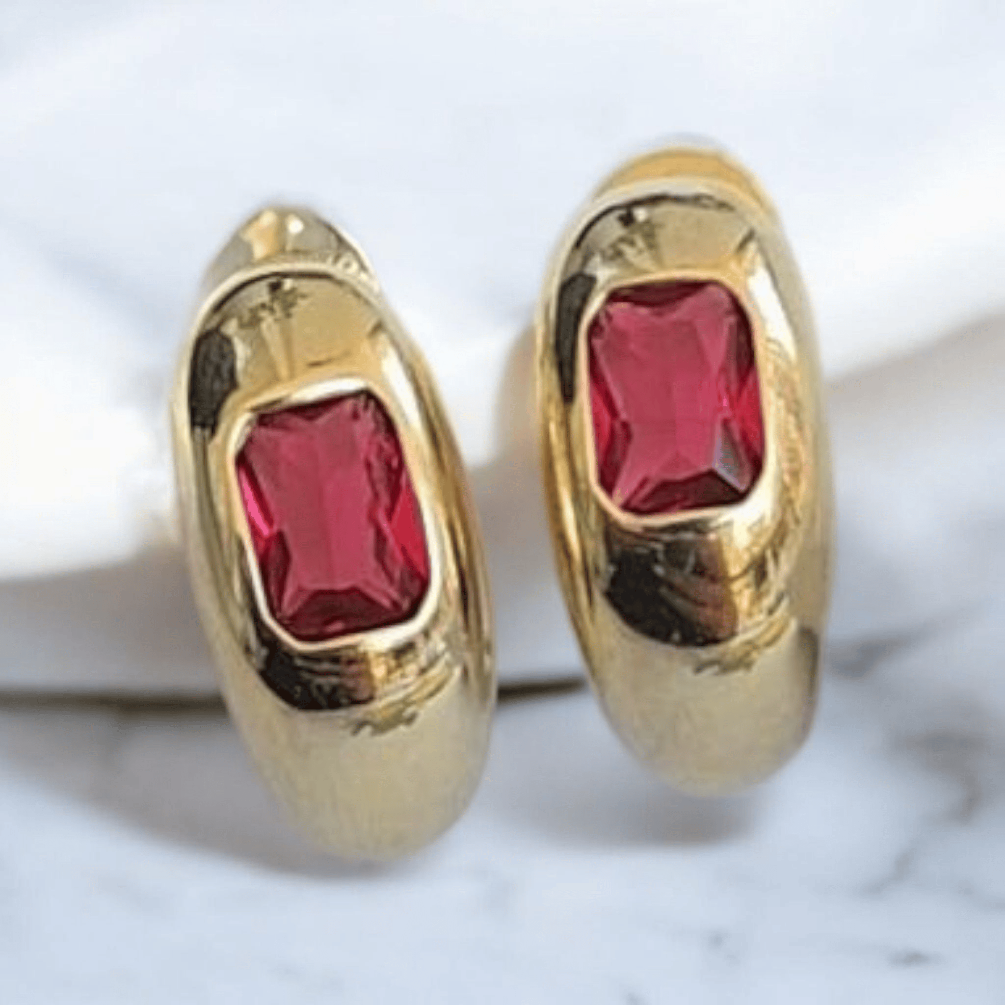 Ruby Gold Damla Küpe