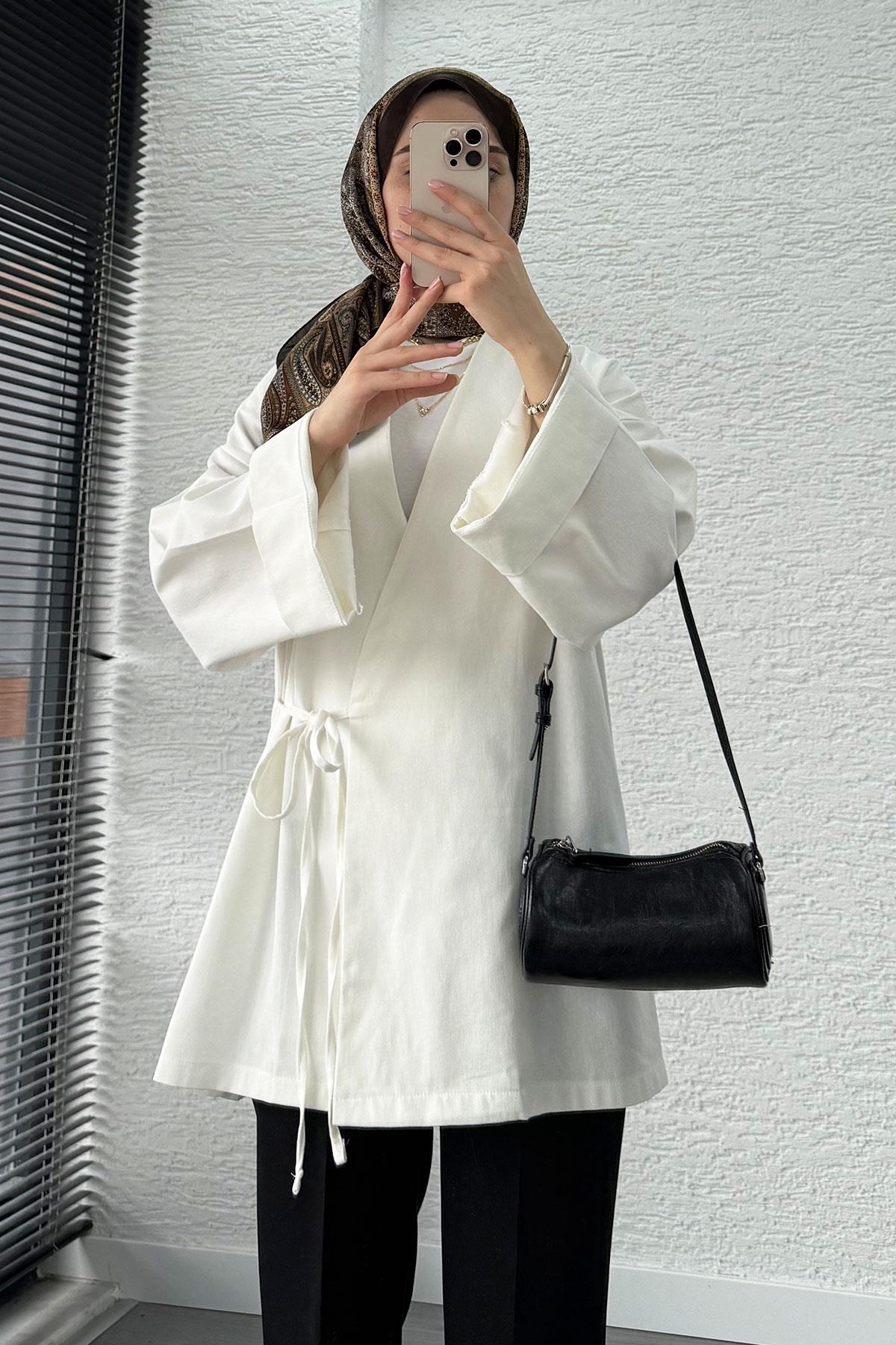 Anvelop Bağlamalı Tesettür Kimono – Beyaz