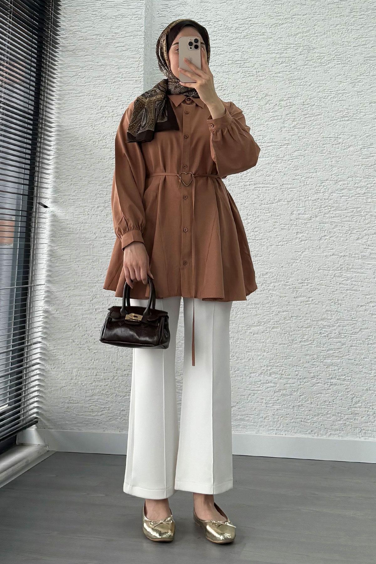 Kalp Kemer Detaylı Poplin Tunik-Camel