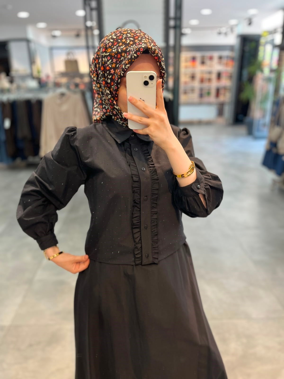 Alesya Baskı Taşlı Önü Fırfırlı Bluz Etek Takım - Siyah