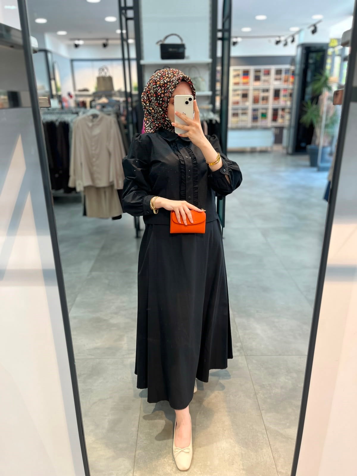 Alesya Baskı Taşlı Önü Fırfırlı Bluz Etek Takım - Siyah