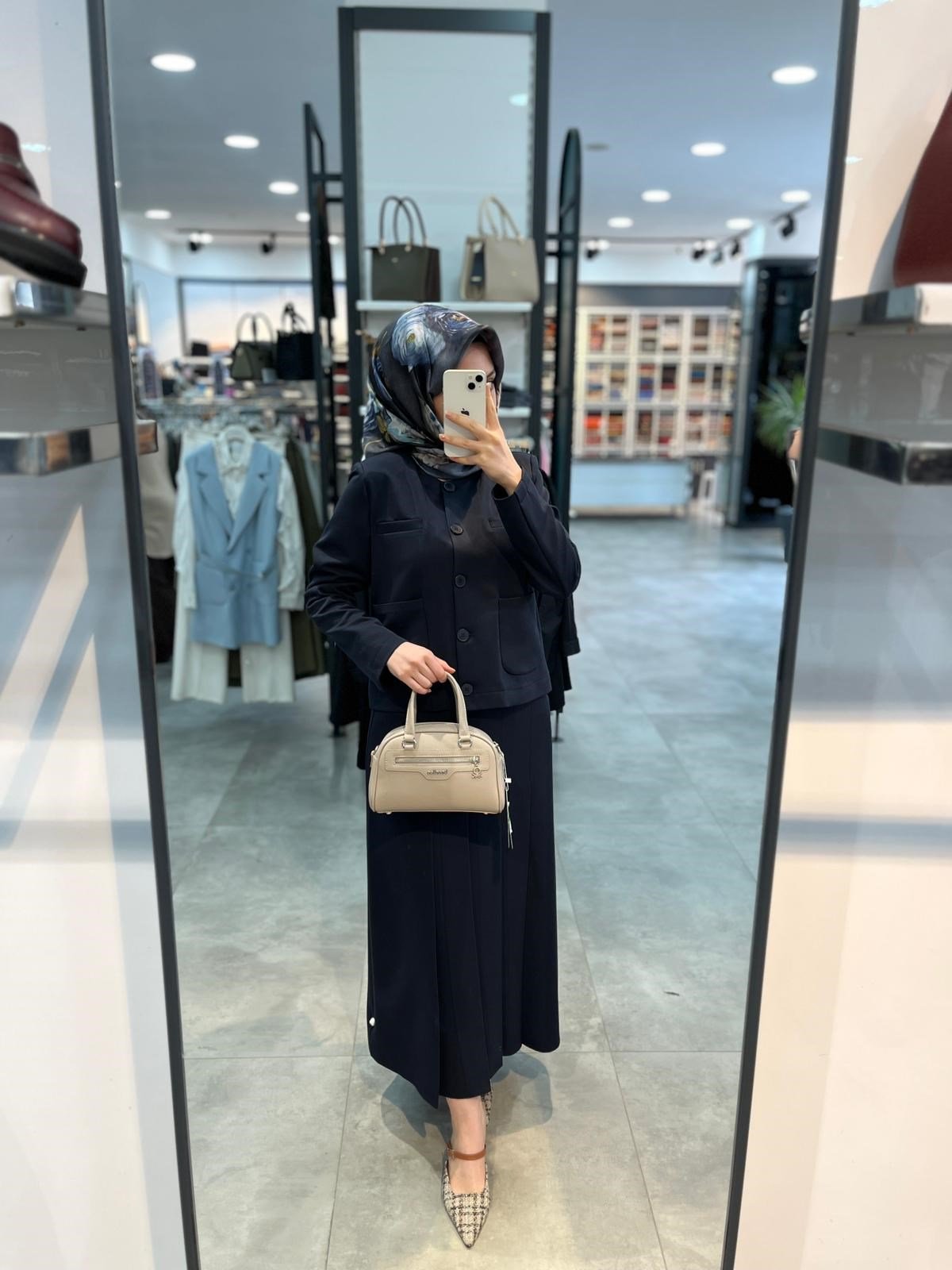 Alesya Büyük Cepli Ceket Etek Takım - Siyah