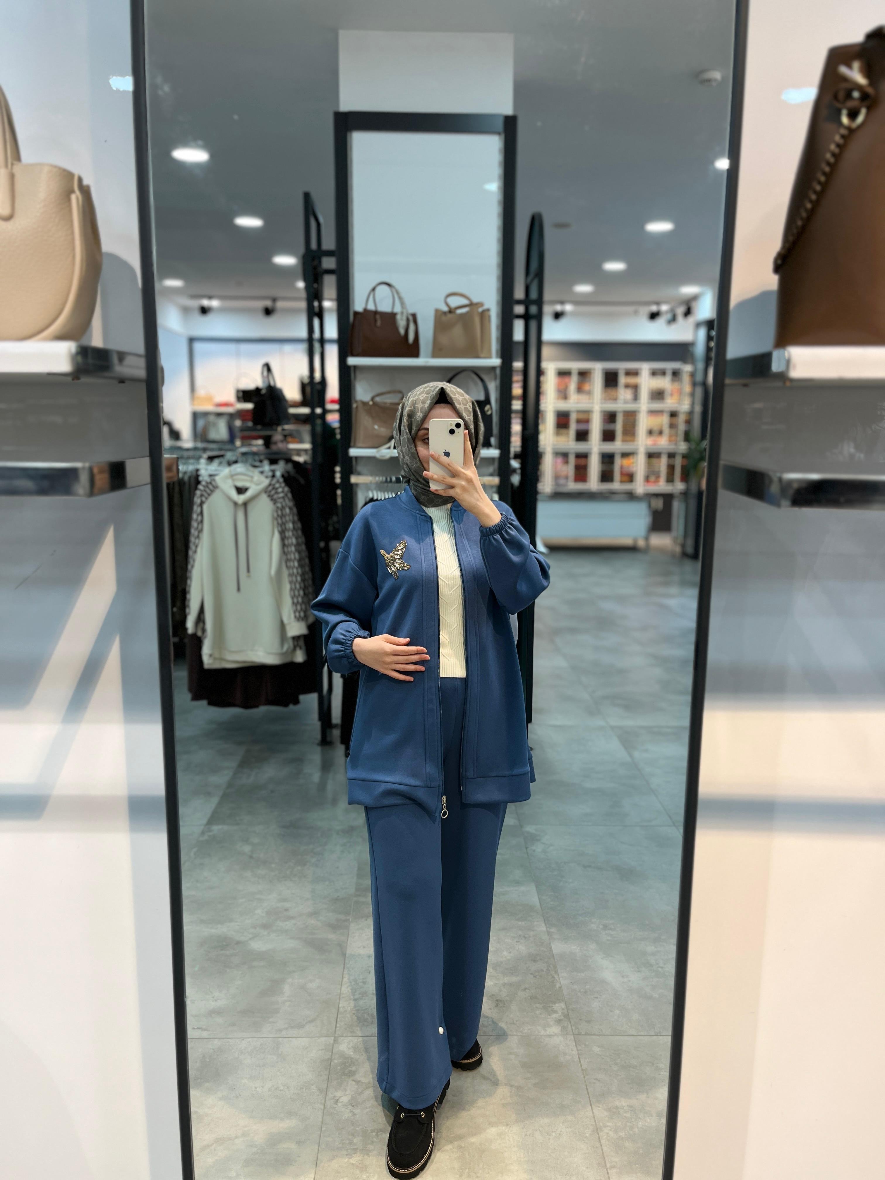 Alesya Önü Fermuarlı Broş Detaylı Örme Takım - İndigo