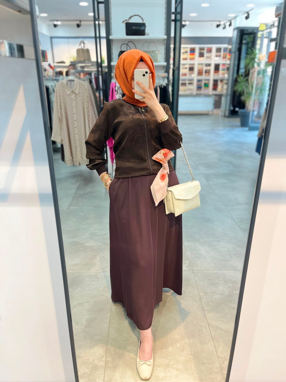 Alesya Önü Fermuarlı Jakar Bluz Etekli Takım - Kahve