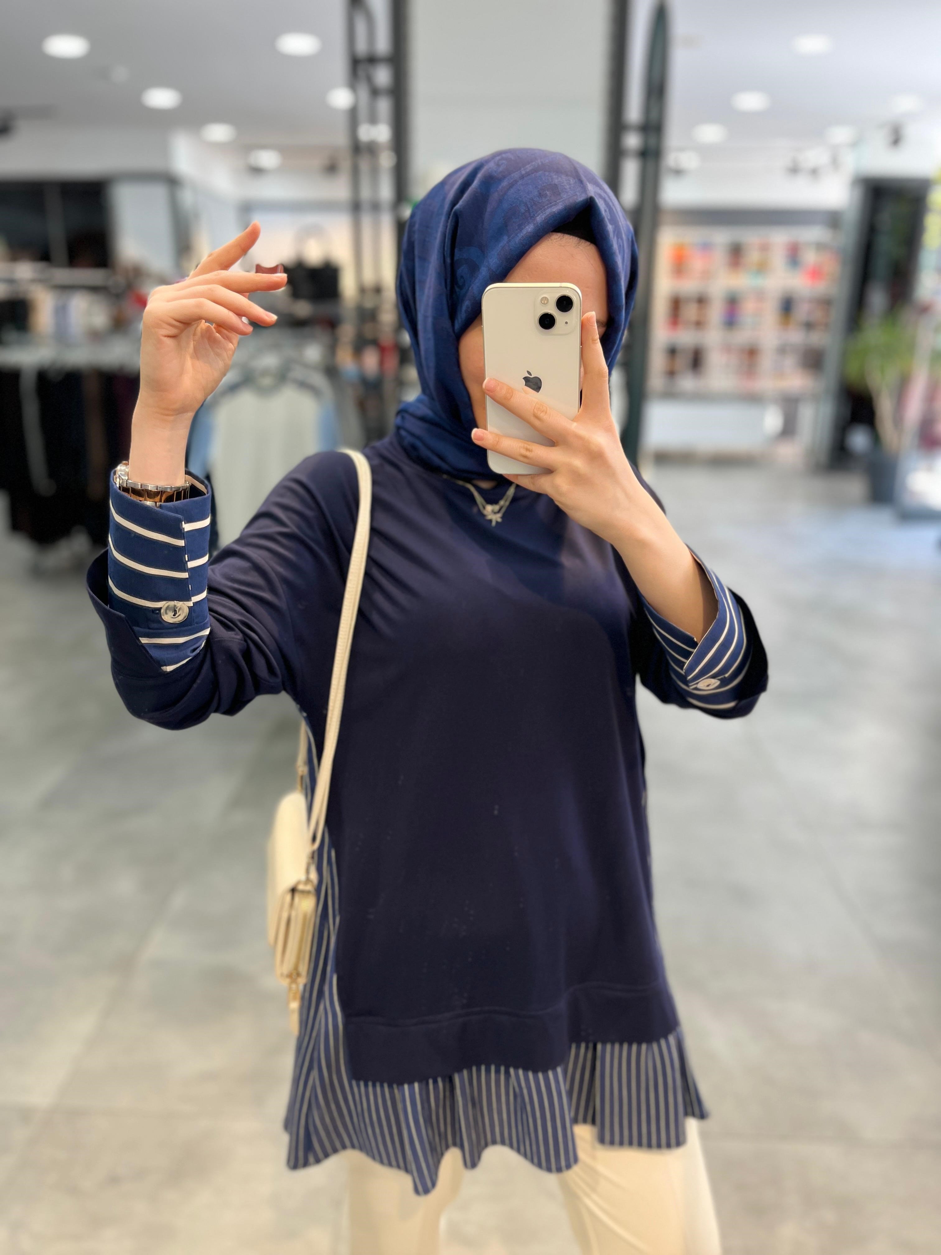 Nihan Çizgi Kumaş Kombinli Örme Rayon Karışımlı Tunik - Lacivert