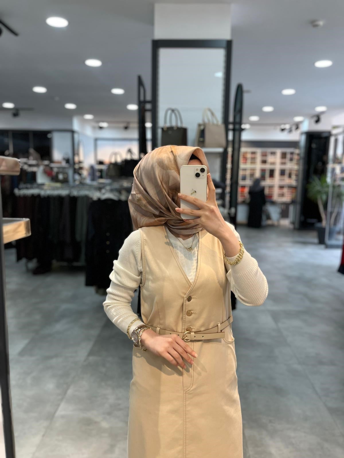 Nihan Kemer Detaylı Kanvas Jile - Krem