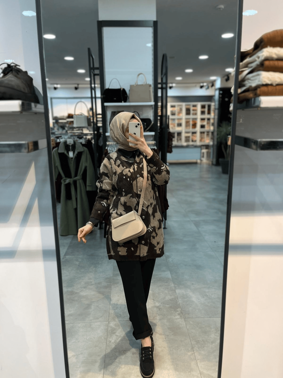 Nuss Desenli Angora Hırka - Kahve